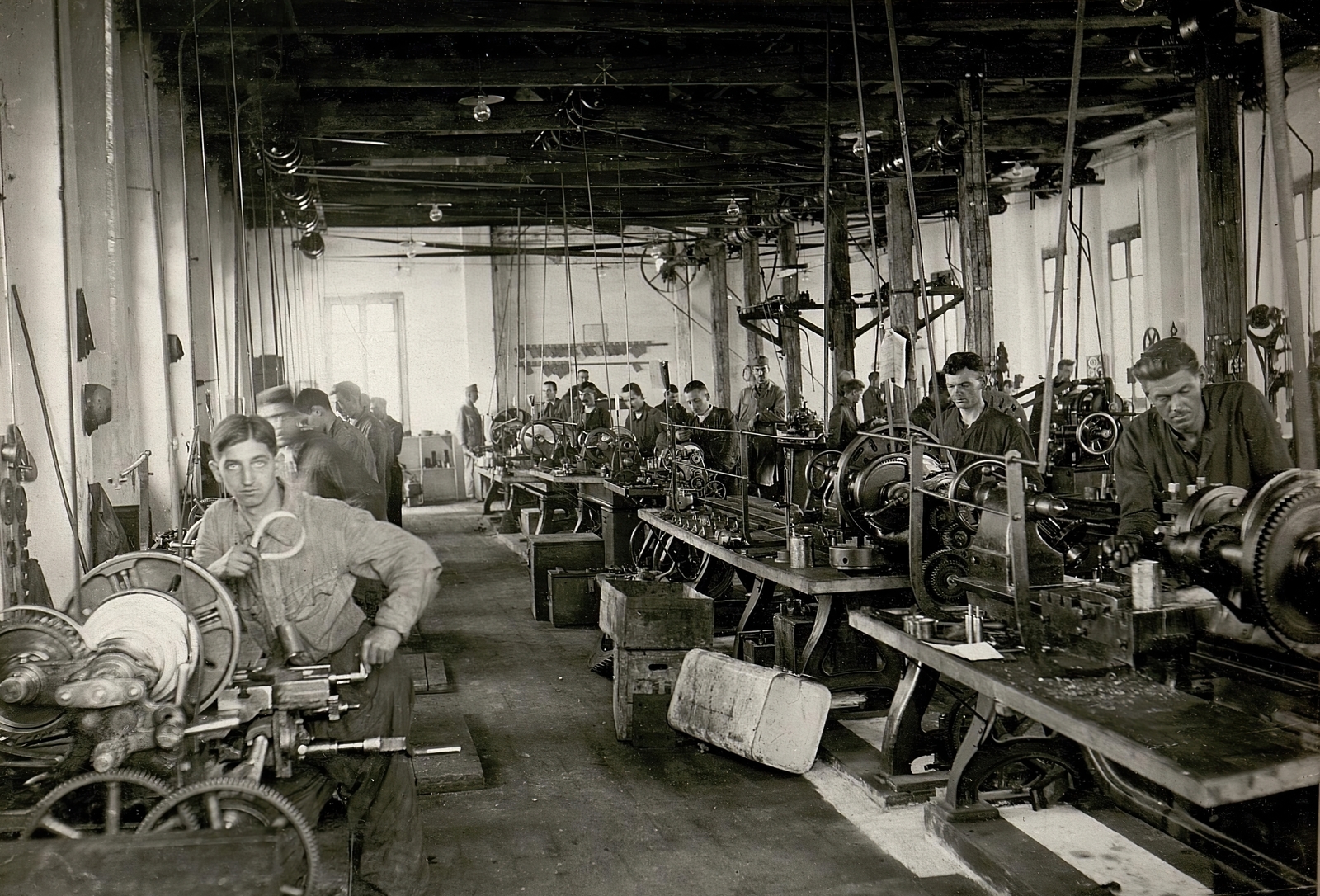 1918, Österreichische Nationalbibliothek, belt drive, workshop, lathe, Fortepan #212871
