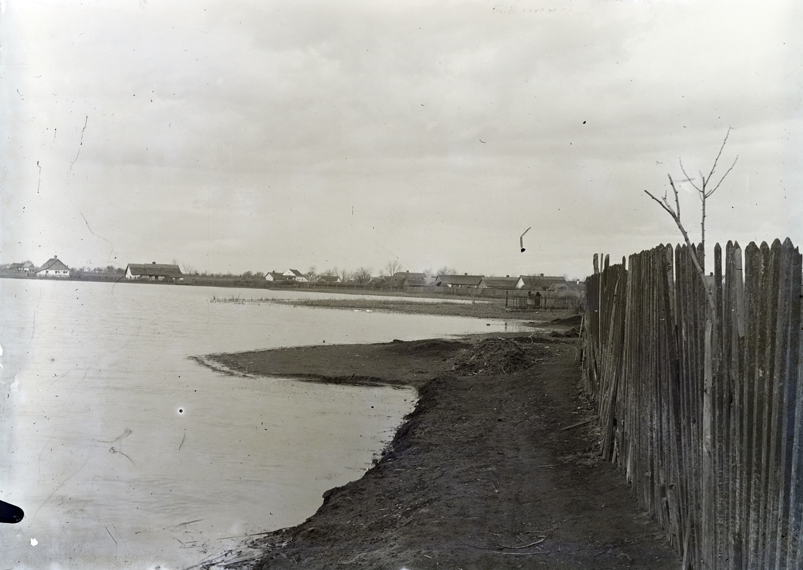 1924, Tóvári Tamás, fence, shore, Fortepan #213927