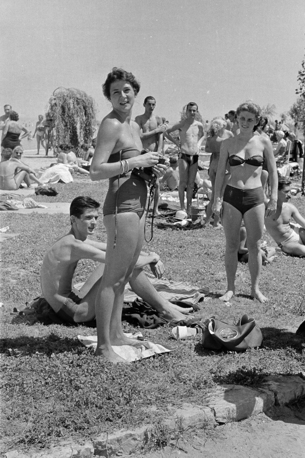 1955, Várkonyi Andrea, strand, Fortepan #213970