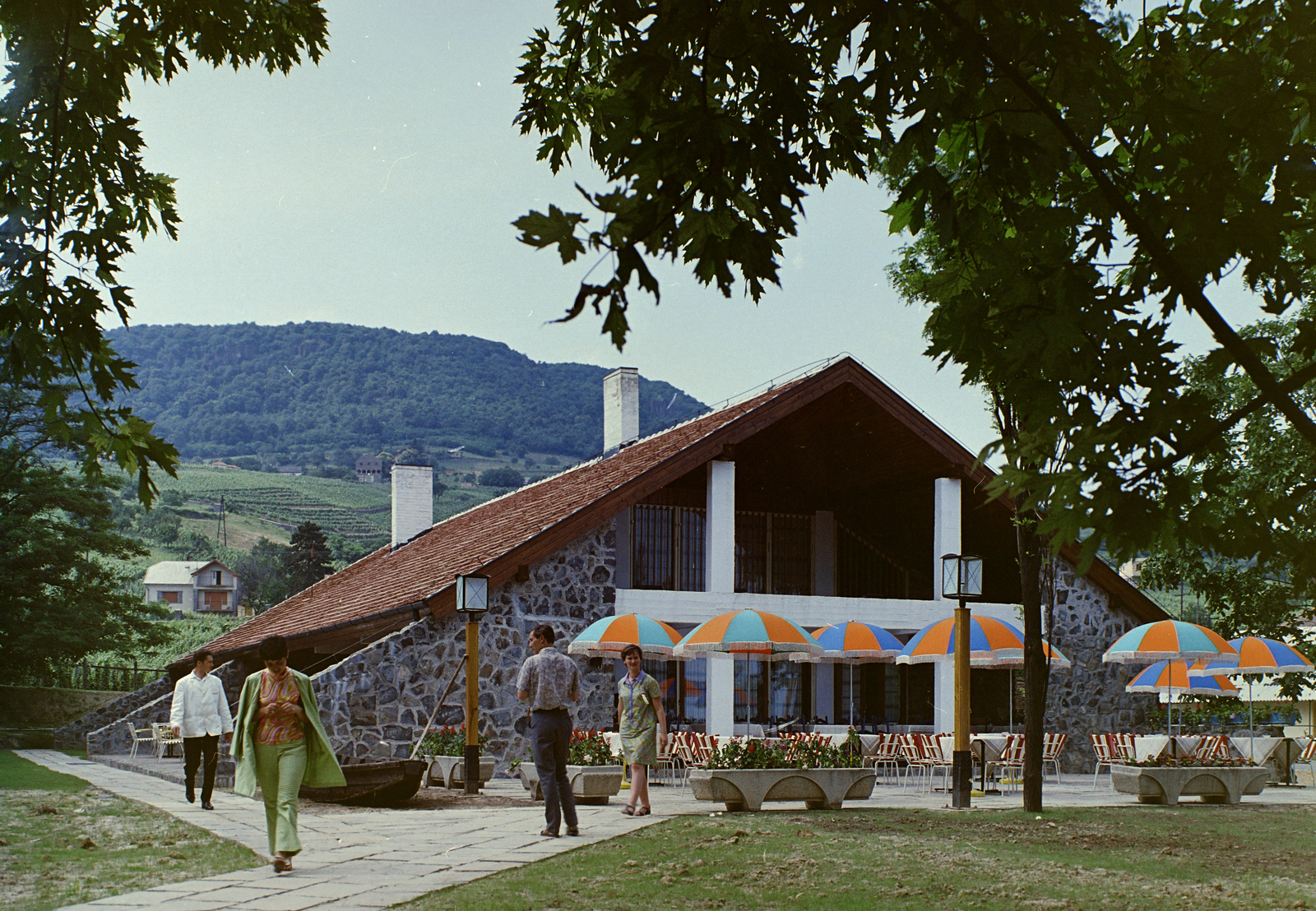 Hungary,Lake Balaton, Badacsonytomaj, Park utca 5., Halászkert étterem., 1970, FŐFOTÓ, restaurant, Fortepan #214403
