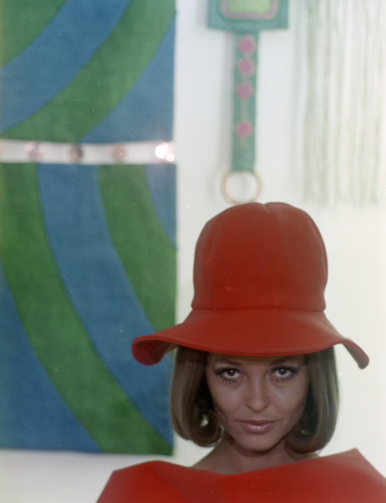 1970, FŐFOTÓ, fashion, hat, woman, fashion photography, Fortepan #214495