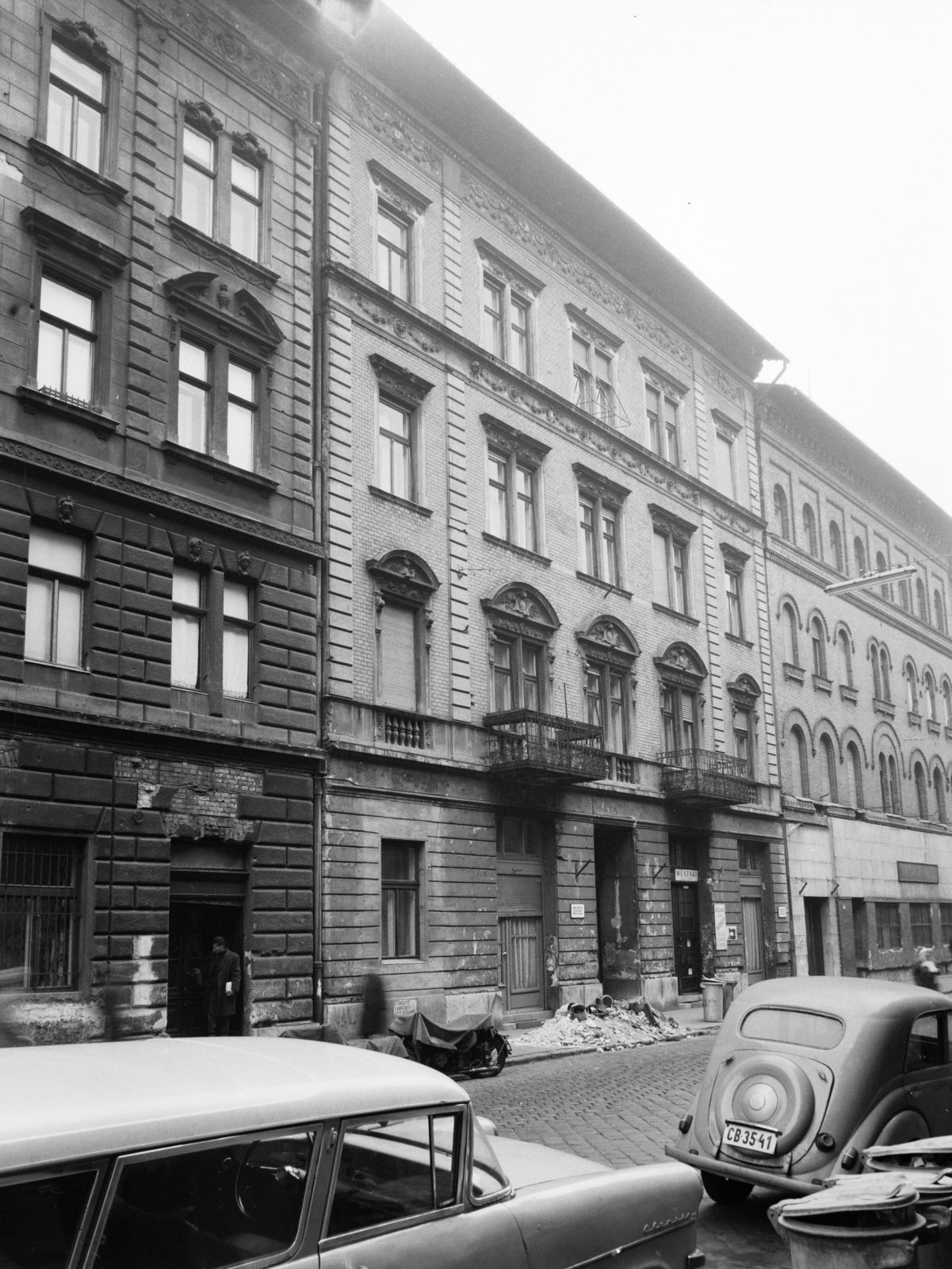 Magyarország, Budapest VII., szemben középen a Hernád utca 25-ös számú ház., 1970, FŐFOTÓ, Budapest, Fortepan #214611