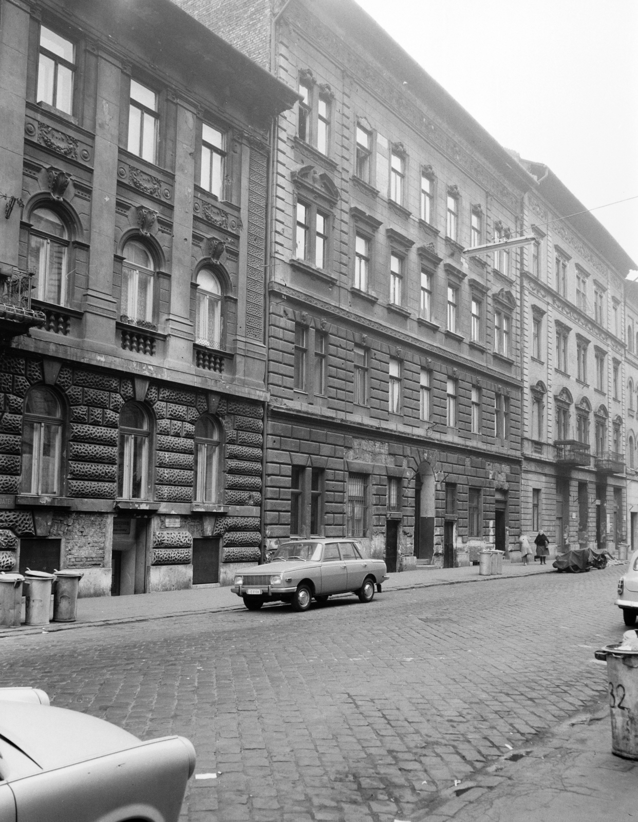 Magyarország, Budapest VII., szemben középen a Hernád utca 27-es számú ház., 1970, FŐFOTÓ, Budapest, Fortepan #214612