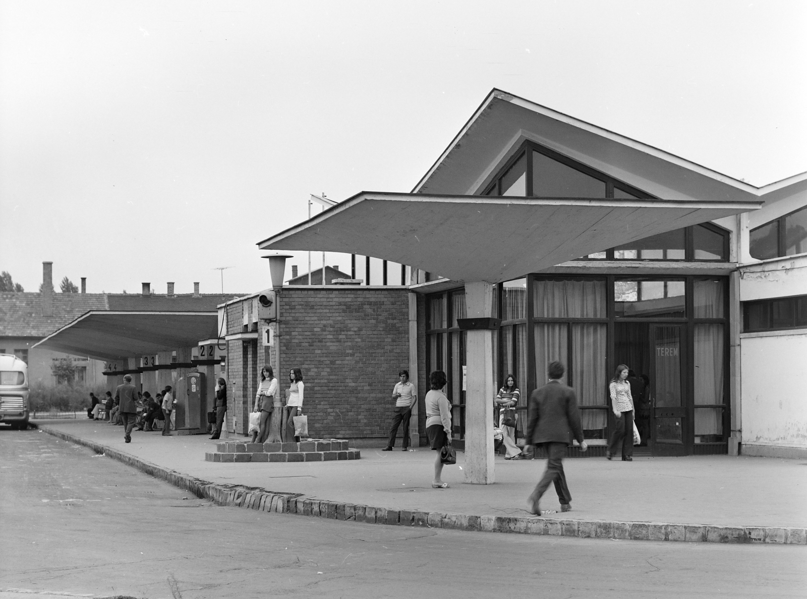 Hungary, Kecskemét, Noszlopy Gáspár (Felszabadulás) park, MÁVAUT autóbusz-állomás., 1971, FŐFOTÓ, Fortepan #215006