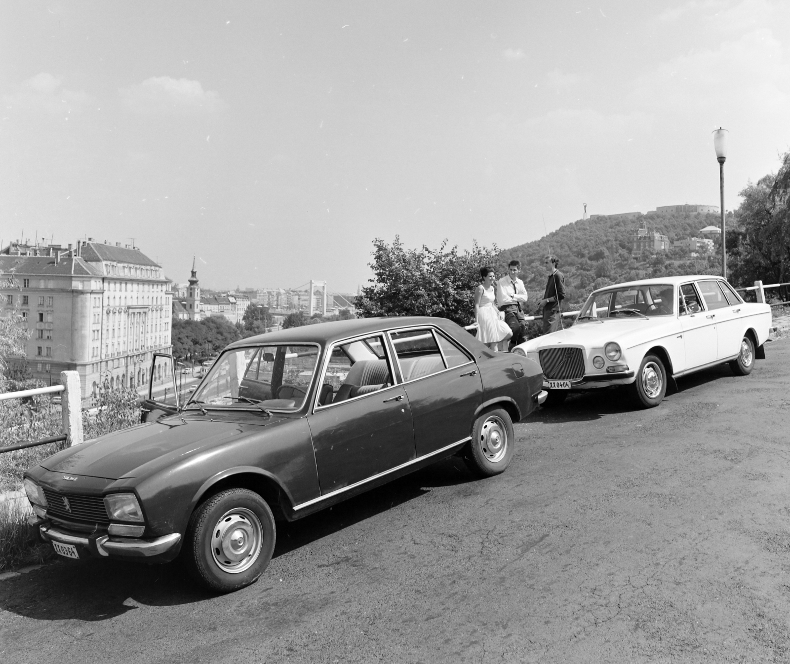 Hungary, Budapest I., Gellérthegy utca, balra a háttérben a Bethlen-udvar., 1971, FŐFOTÓ, Budapest, Fortepan #215155