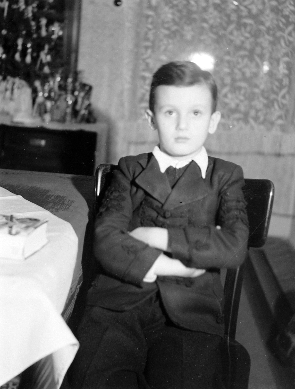 1938, Fortepan, Christmas, arms crossed over the chest, Fortepan #2153