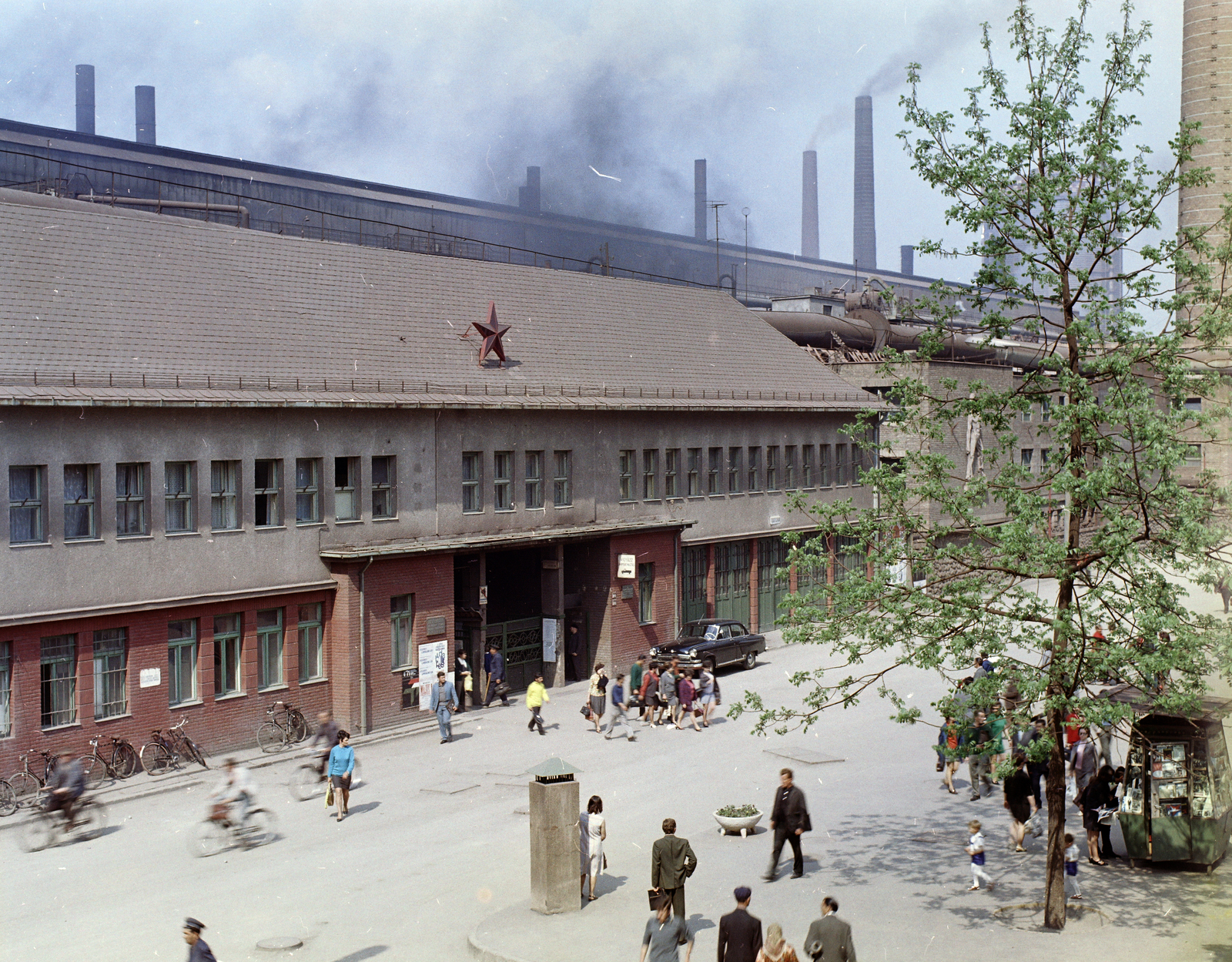 Magyarország, Ózd, Gyár utca, Ózdi Kohászati Üzemek., 1971, FŐFOTÓ, Fortepan #215384