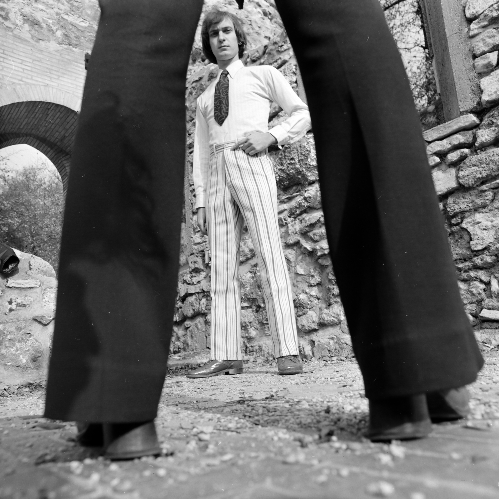 Hungary, Margit Islands, Budapest, divatfotózás a kolostorromnál., 1972, FŐFOTÓ, fashion photo, striped dress, Fortepan #215481