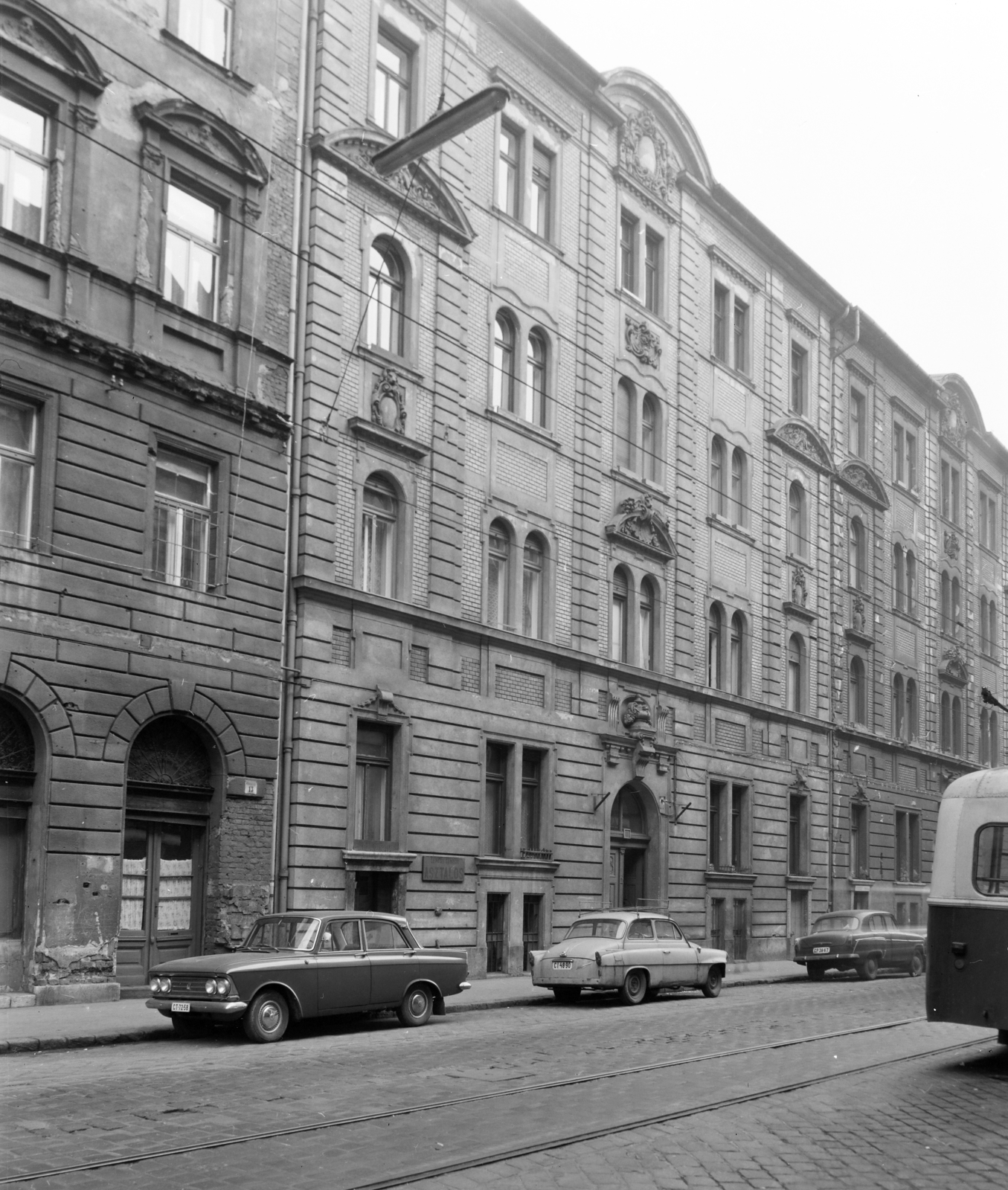 Magyarország, Budapest VII., Bethlen Gábor utca 11., 1973, FŐFOTÓ, Budapest, Moszkvics 408, Skoda Octavia, Fortepan #215880