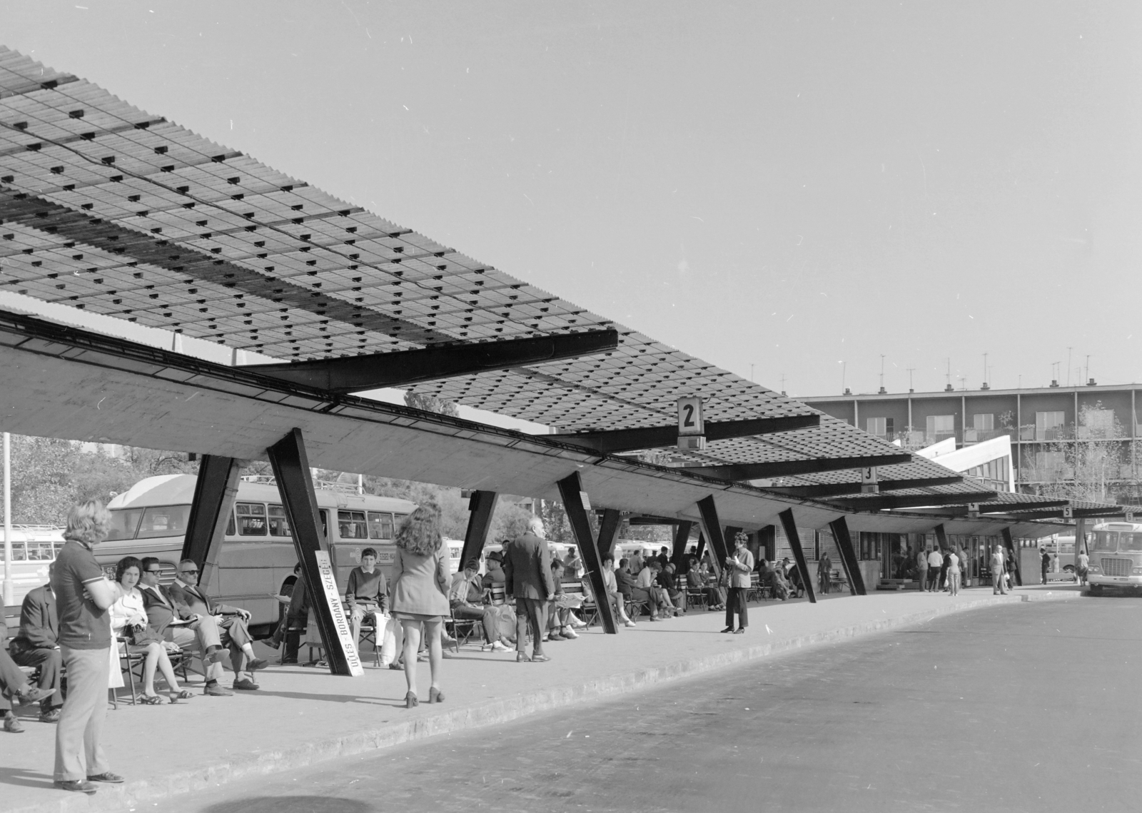 Magyarország, Szeged, Mars (Marx) tér, autóbusz-állomás., 1973, FŐFOTÓ, Ikarus 66, Fortepan #216065