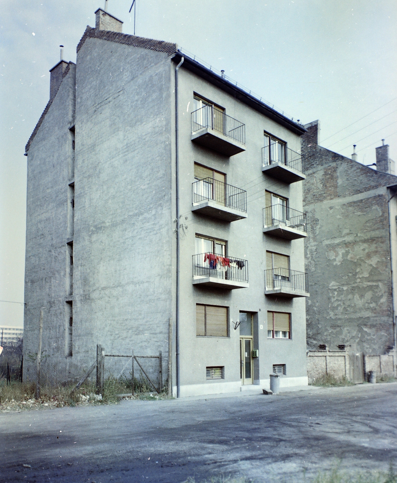 Magyarország, Budapest XI., Ozorai utca, szemben a 8-as számú ház., 1973, FŐFOTÓ, Budapest, Fortepan #216080