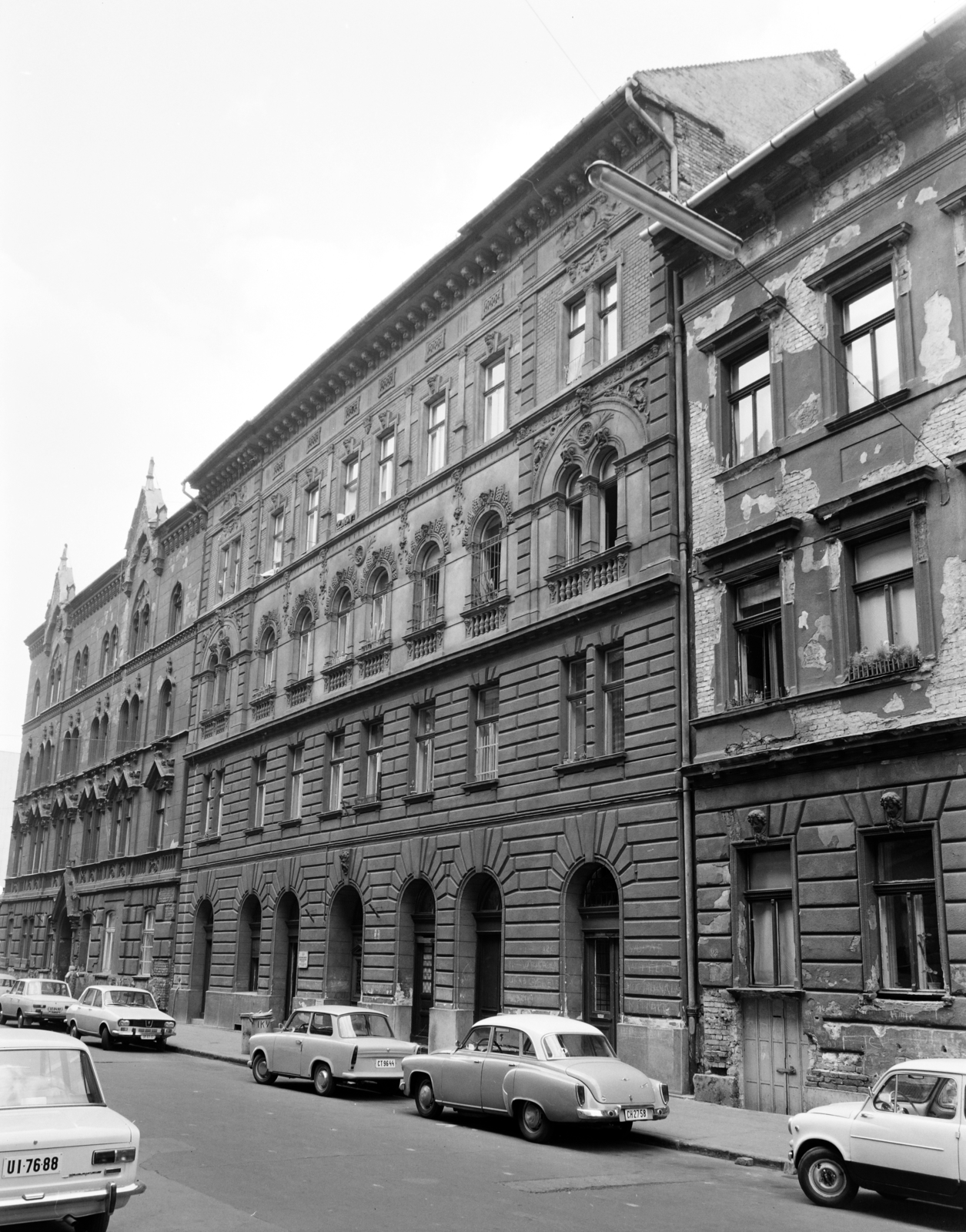 Hungary, Budapest VII., szemben középen a Marek József utca 6-os számú ház., 1974, FŐFOTÓ, number plate, Budapest, Fortepan #216308