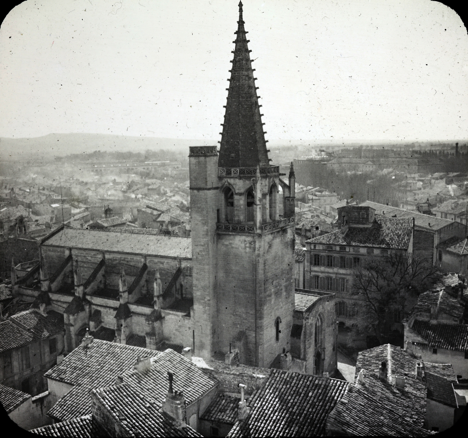 France, Collégiale Royale Sainte-Marthe / Szent Márta-templom., 1916, Major Lajos, photo aspect ratio: square, steeple, Fortepan #216379