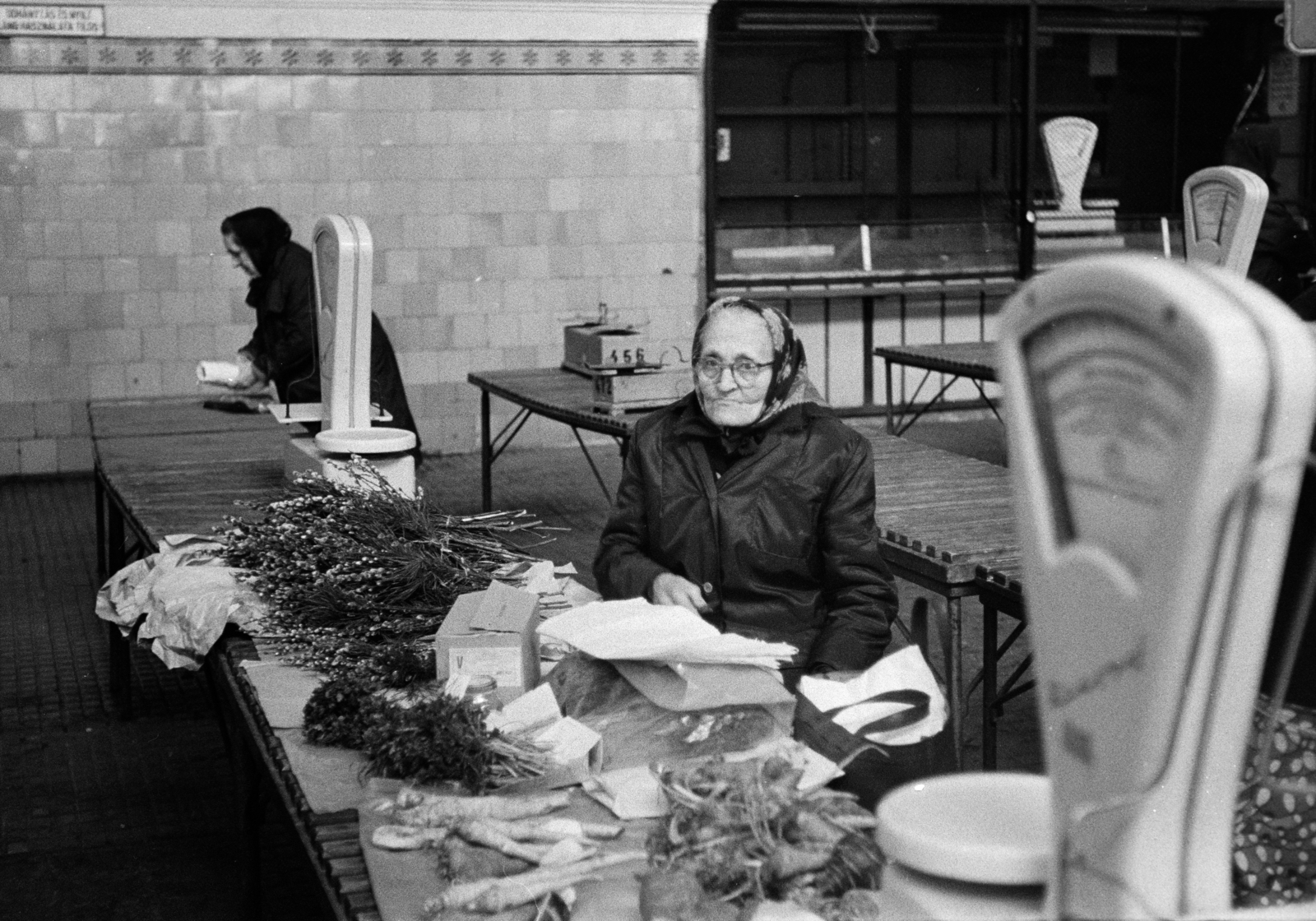 1975, Gothár Péter, mérleg, barka, árus, Fortepan #216658