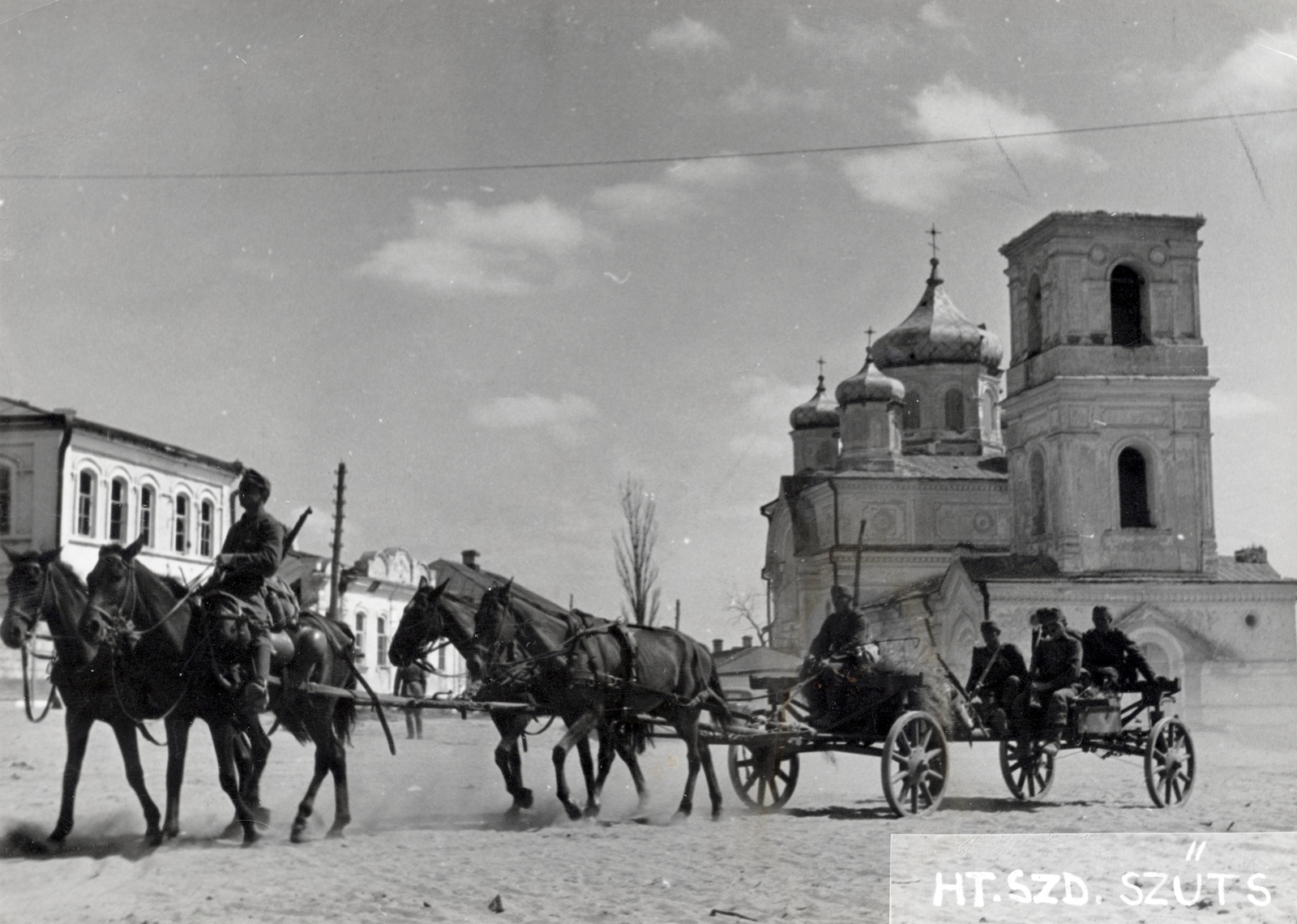 Russia, Repyevka, (Voronyezsi terület, repjevkai járás), Péter és Pál-templom., 1942, Fortepan/Album058, eastern front, Fortepan #217096