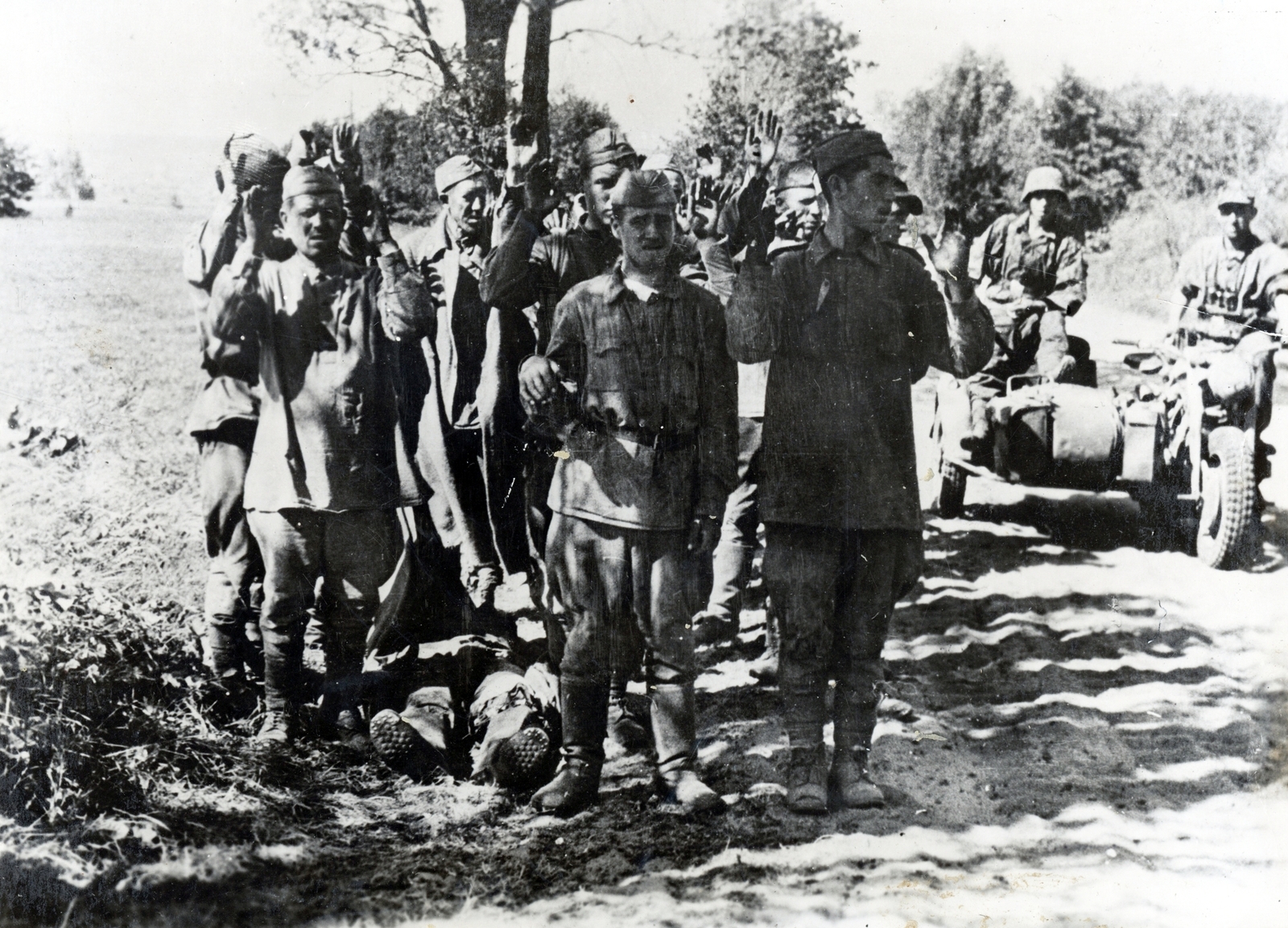 1942, Fortepan/Album058, eastern front, second World War, prisoner of war, Soviet soldier, motorcycle with sidecar, Fortepan #217113