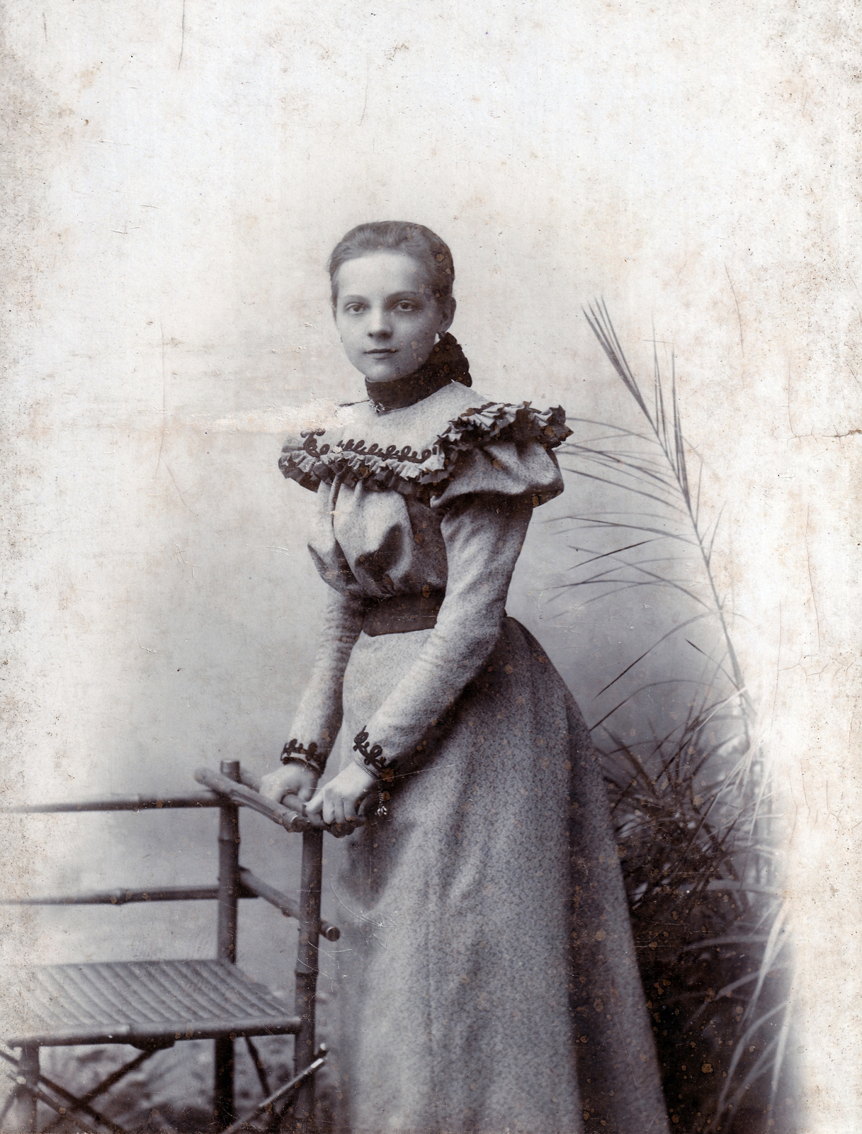 1900, Juhász Gábor, portrait, fashion, studio, lady, girl, Fortepan #217186
