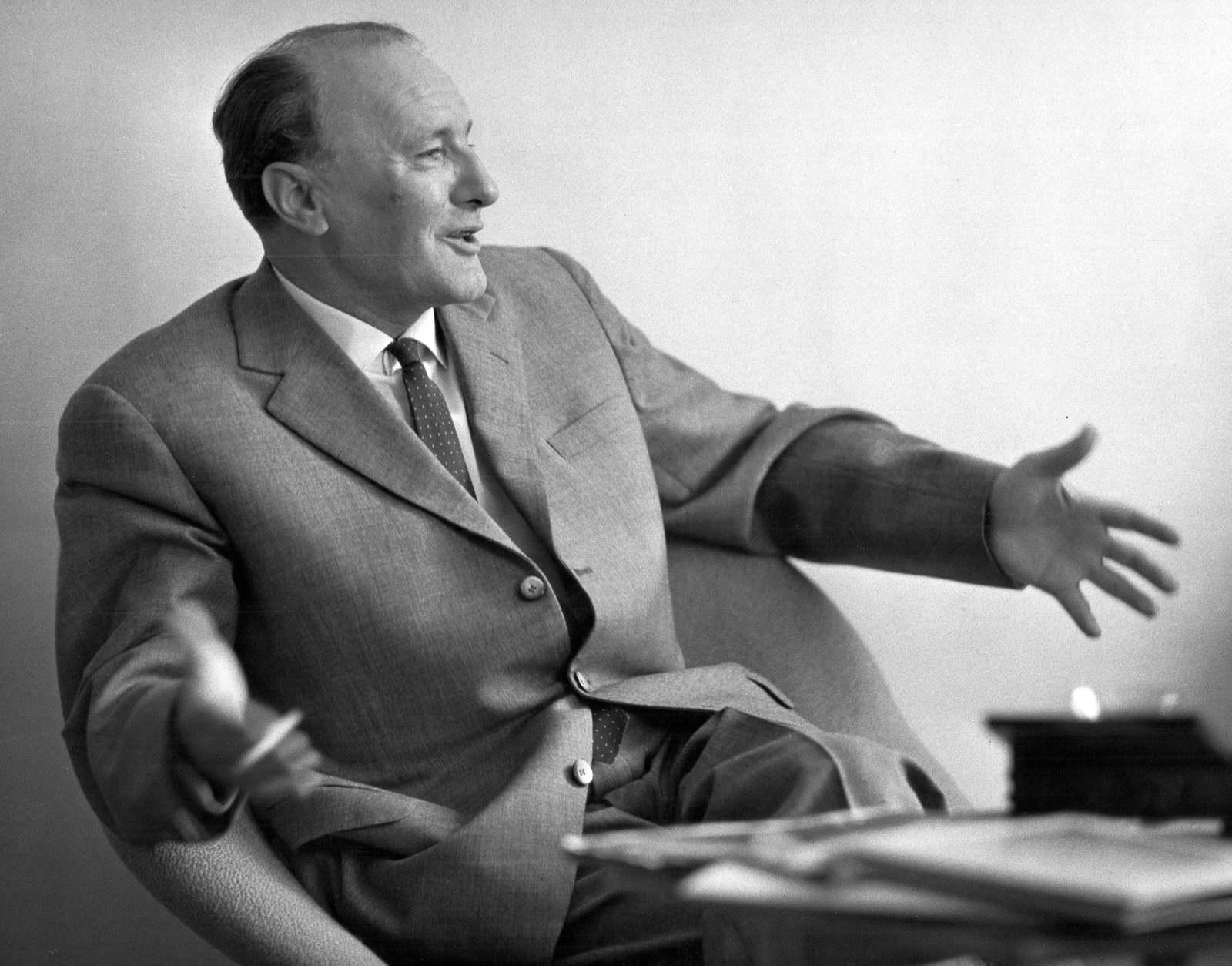 Hungary, portré Kádár Jánosról a Magyar Szocialista Munkáspárt vezetőjéről., 1966, Fortepan/Album059, celebrity, suit, talks, Fortepan #217221