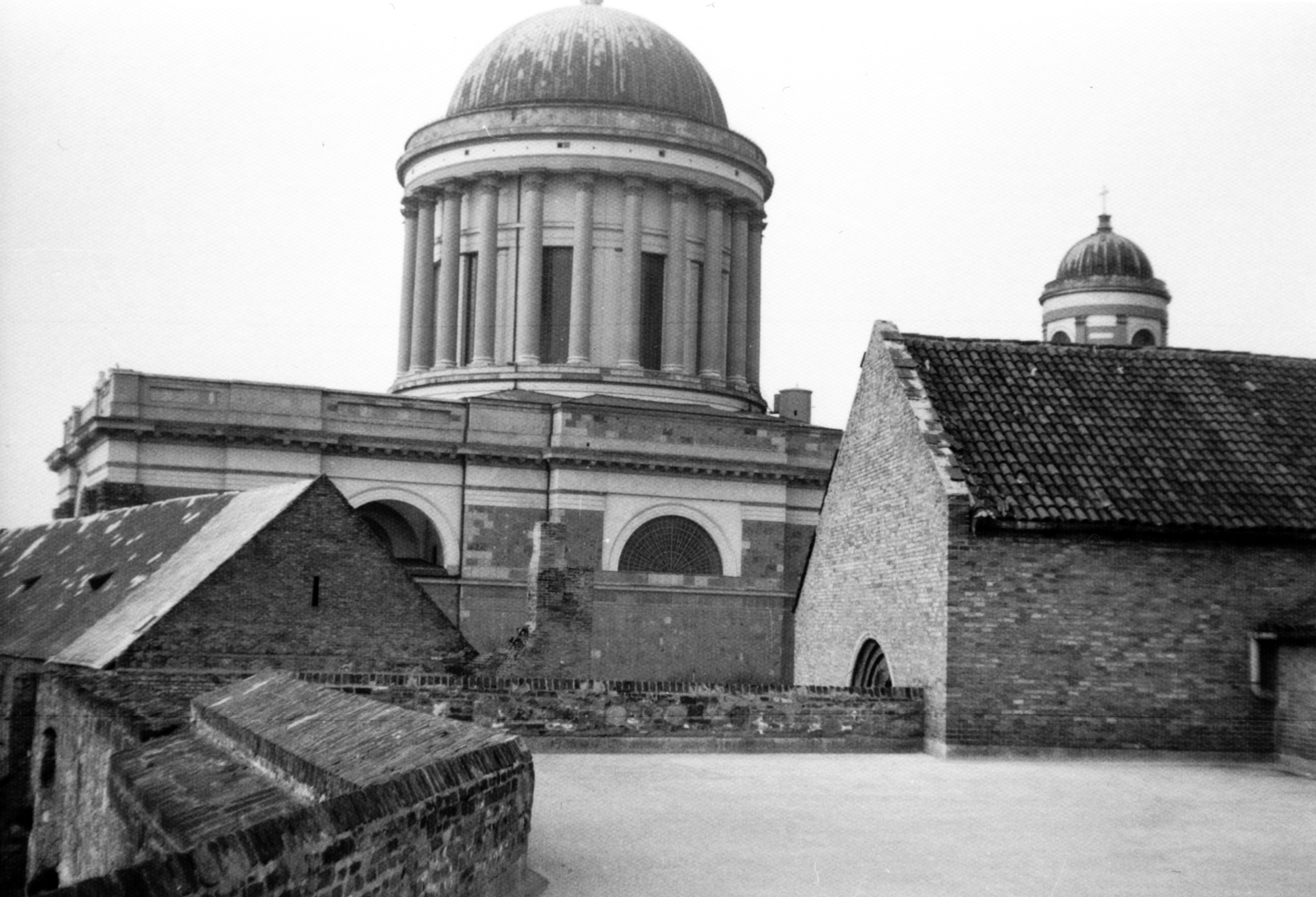 Magyarország, Esztergom, Vármúzeum, szemben a Bazilika., 1980, Koroknai-Tegez Ferenc, Fortepan #217337