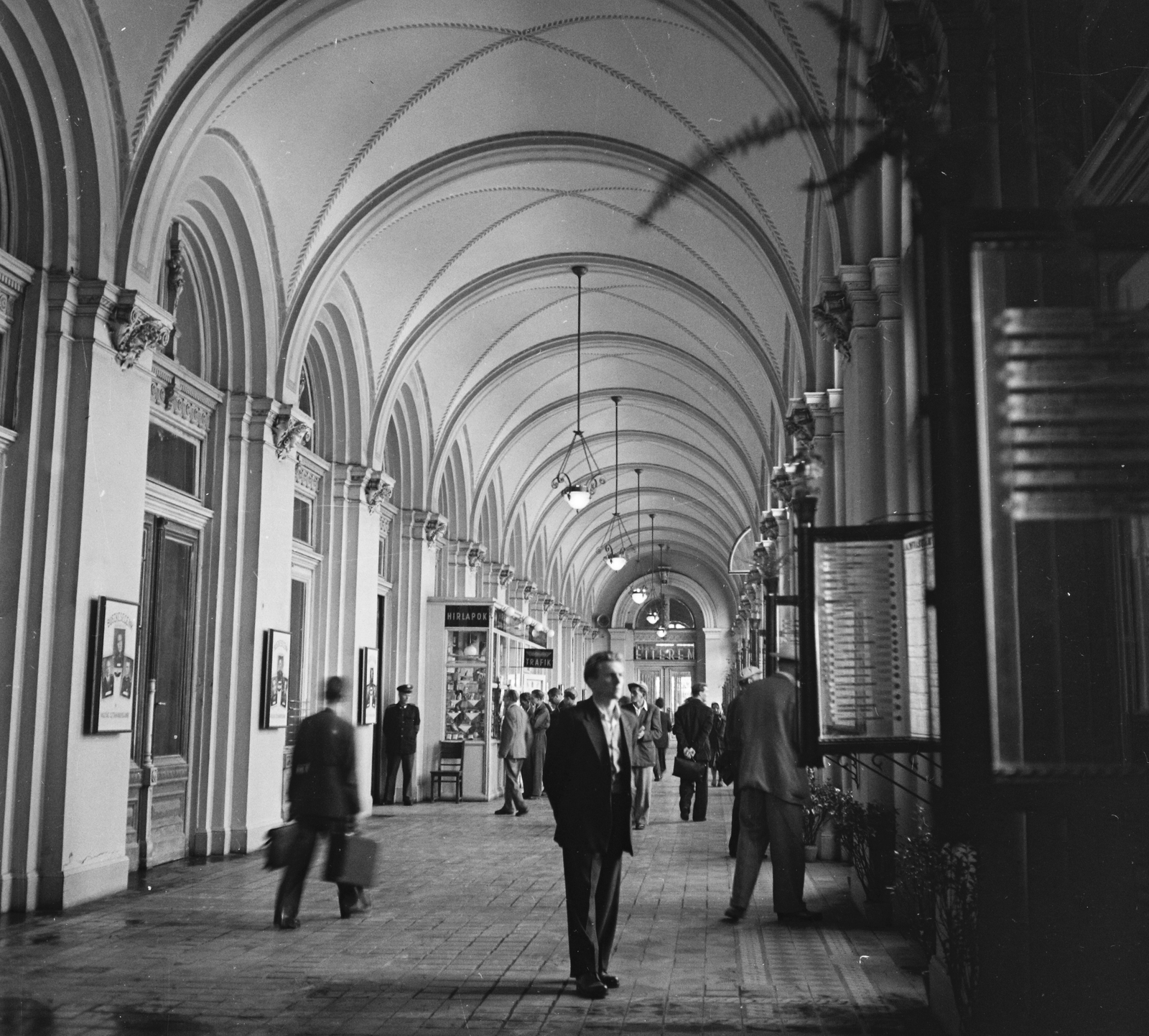 Hungary, Budapest VIII., Keleti pályaudvar, indulási oldal., 1954, Kotnyek Antal, railway, Budapest, Fortepan #21772