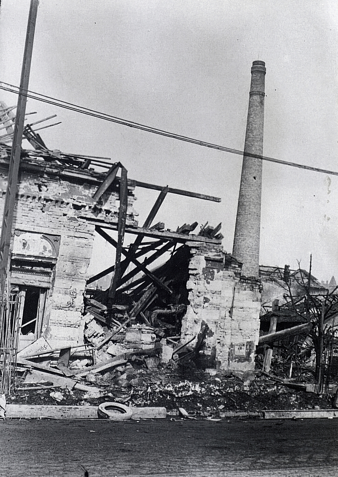 1945, Vörös Hadsereg, damaged building, chimney, Fortepan #217726