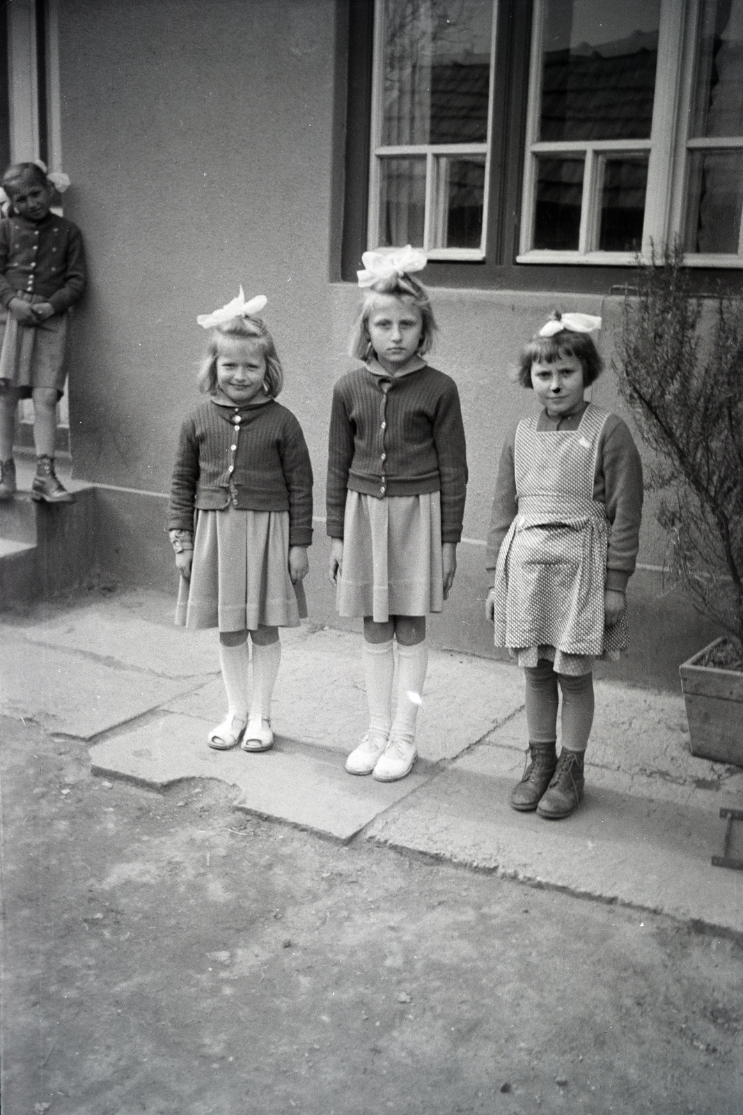 1963, Almássy László, masni, hárman, lányok, Fortepan #217872