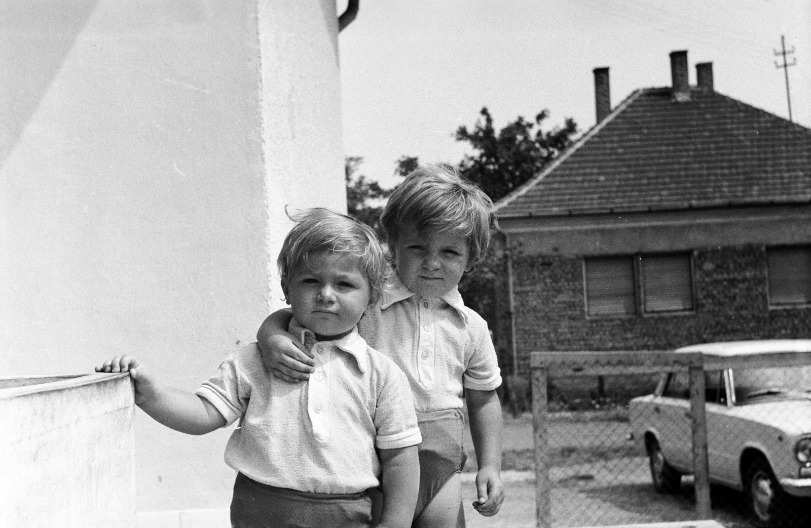 1978, Kovács Annamária, testvérek, átkarol, Fortepan #218024