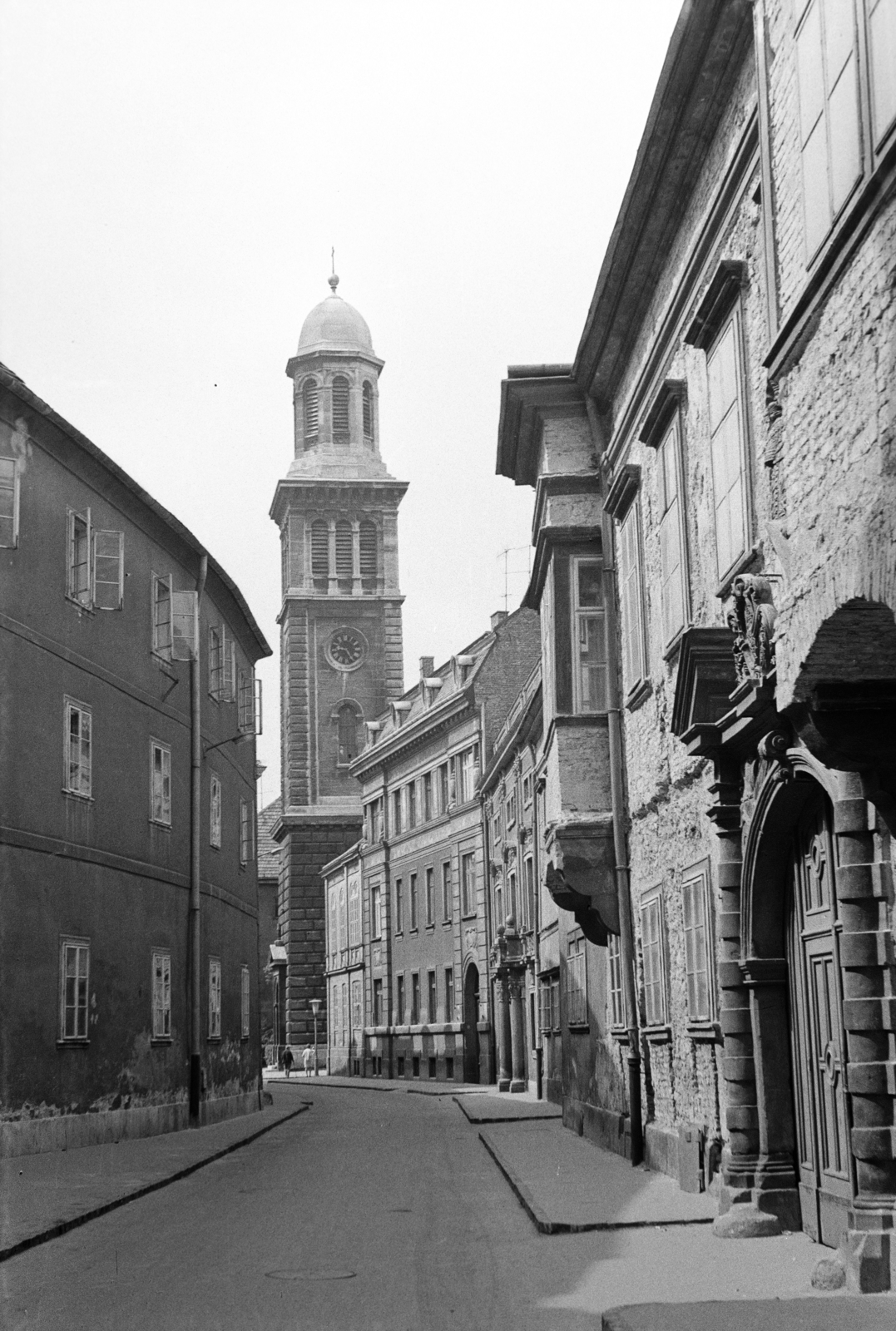 Hungary, Sopron, Templom utca, szemben az Evangélikus templom tornya., 1972, Kovács Annamária, Fortepan #218029