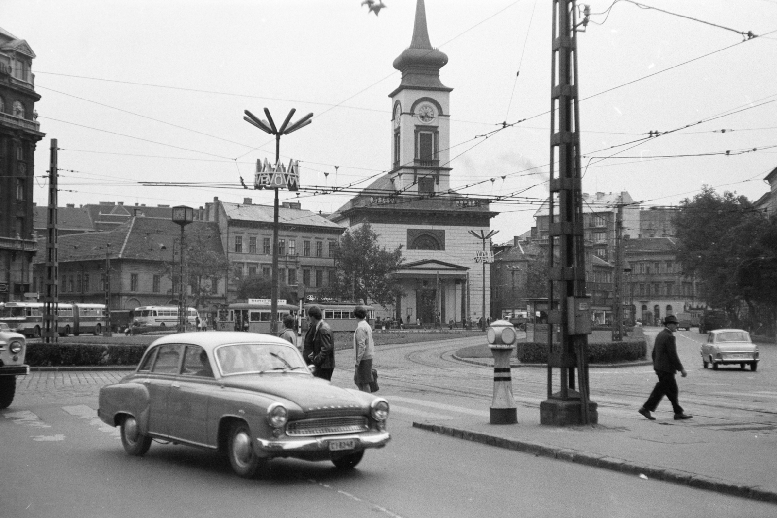 Hungary, Budapest V.,Budapest IX., Kálvin tér, szemben a református templom., 1966, BL, Wartburg-brand, number plate, Budapest, Fortepan #218161