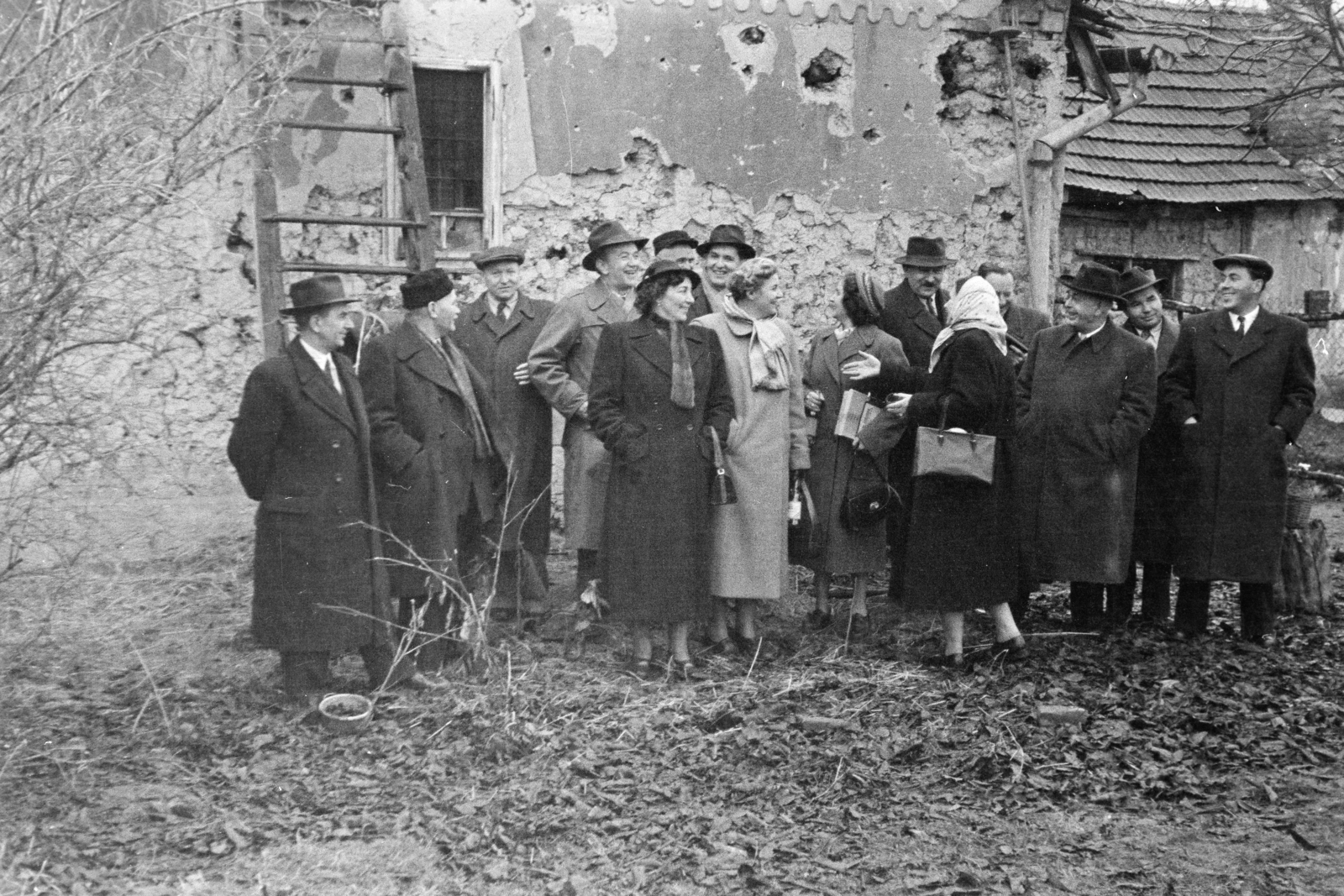 1954, BL, bullet hole, Fortepan #218254