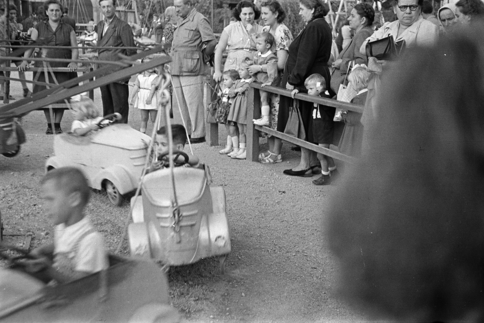 1954, BL, pedal car, carousel, amusement park, Fortepan #218281