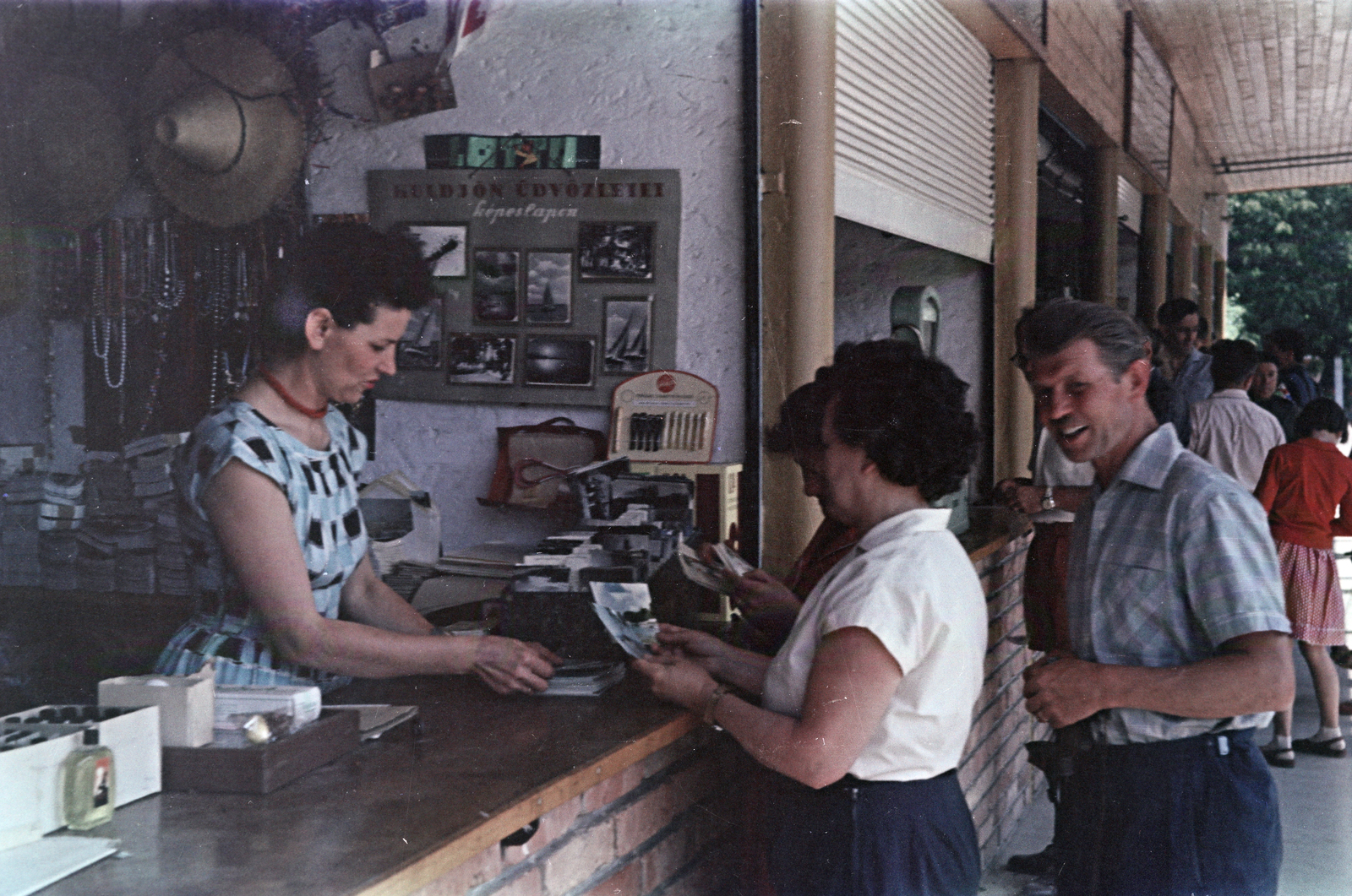 Hungary,Lake Balaton, Siófok, 1957, Burszán Sándor, colorful, souvenir shop, postcard, Fortepan #218412
