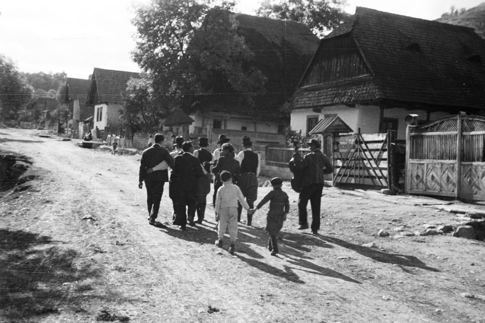 Romania,Transylvania, 1959, Dőri András, street view, band, village, Fortepan #218666