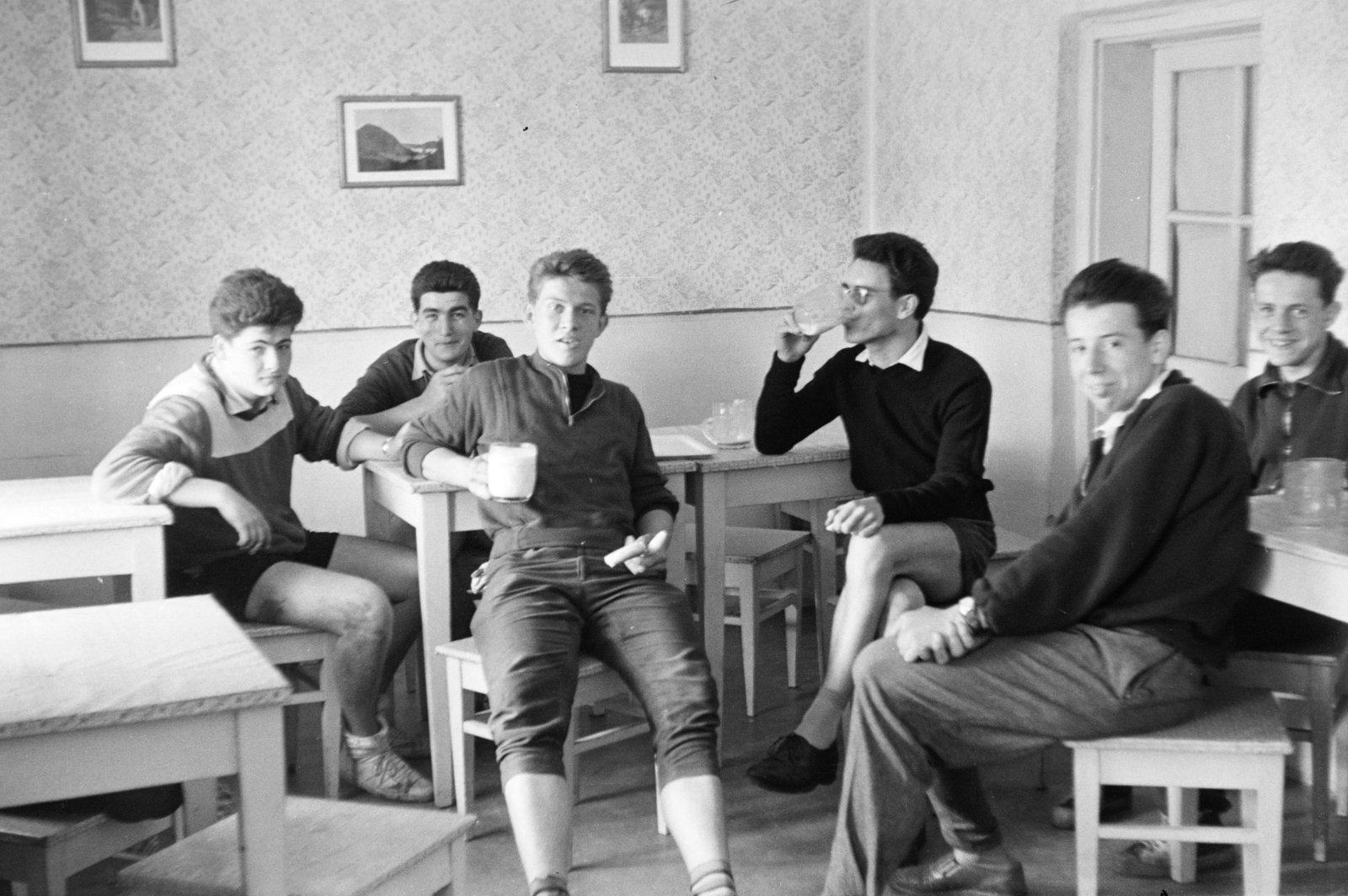 1958, Krantz Károly, jar, kitchen stool, milk bar, Fortepan #219118