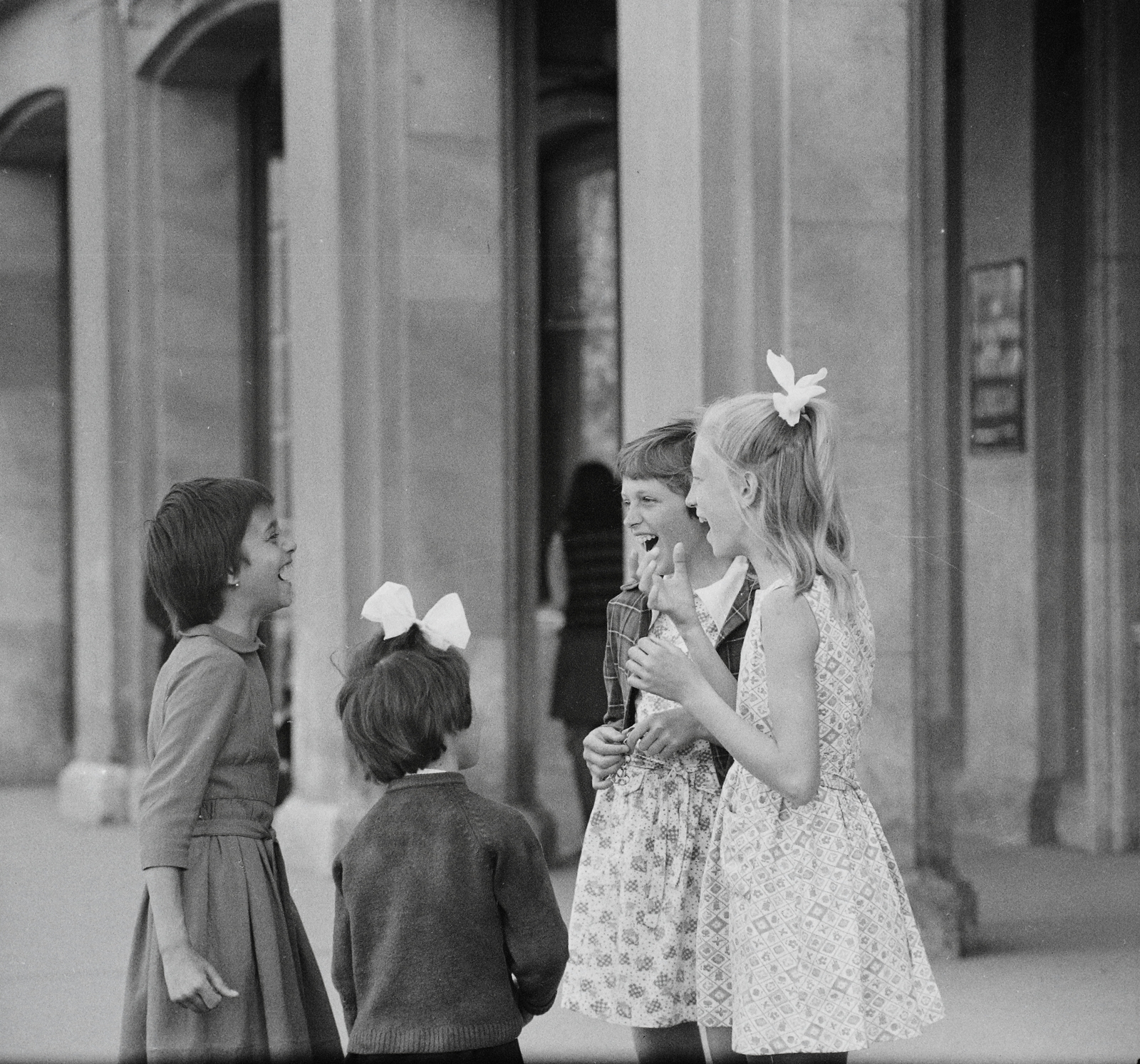Hungary, Dunaújváros, Vasmű út, Arany csillag szálloda és étterem., 1962, Kotnyek Antal, Fortepan #21914