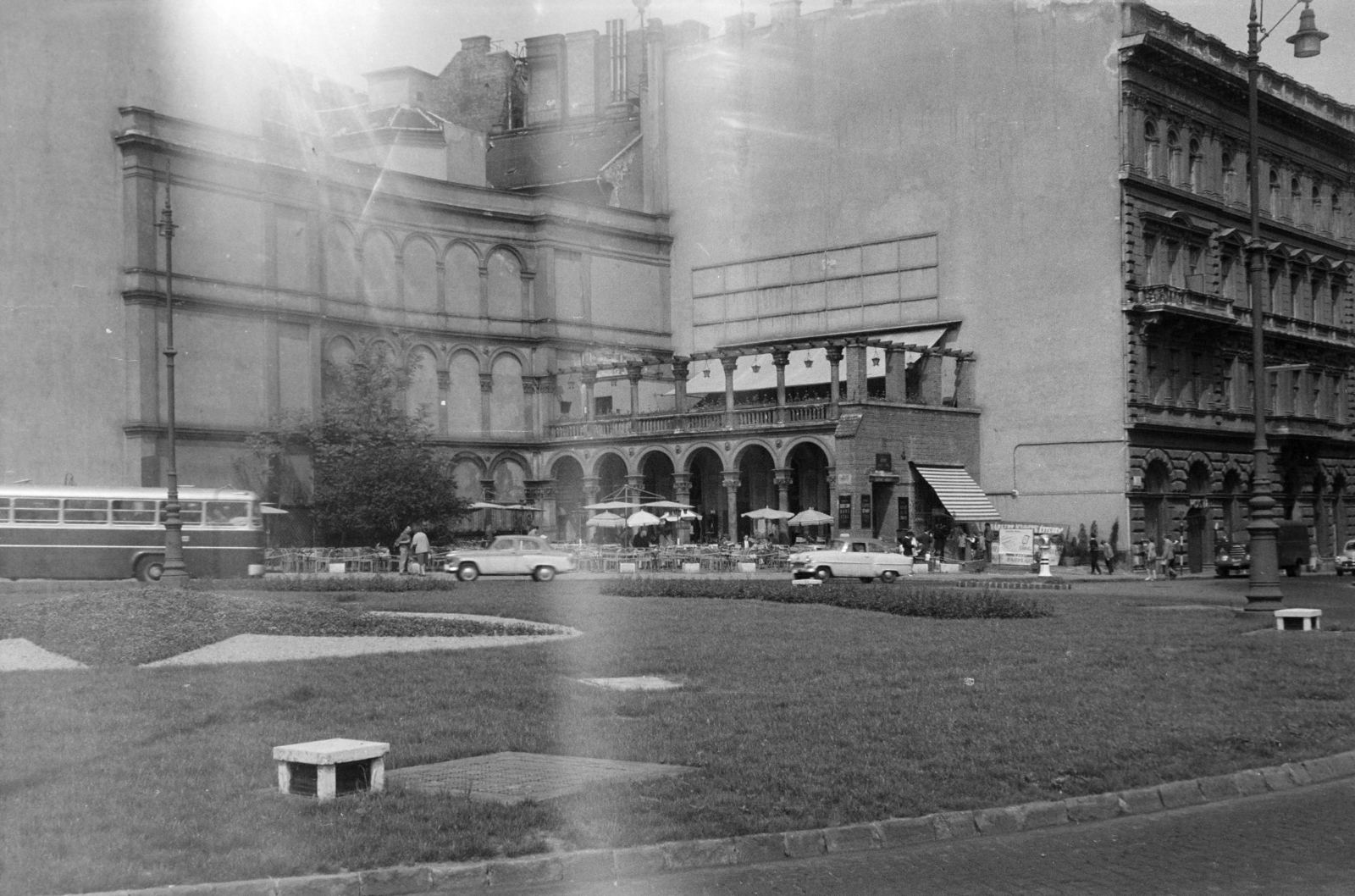 Magyarország, Budapest I., Clark Ádám tér, jobbra a Fő utca., 1963, László Áron, Budapest, Fortepan #219487