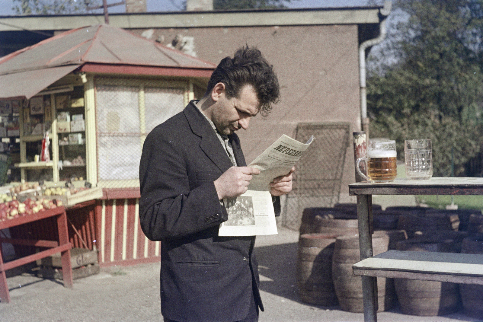 Hungary, 1966, László Áron, Népszabadság newspaper, Best of, colorful, Fortepan #219559
