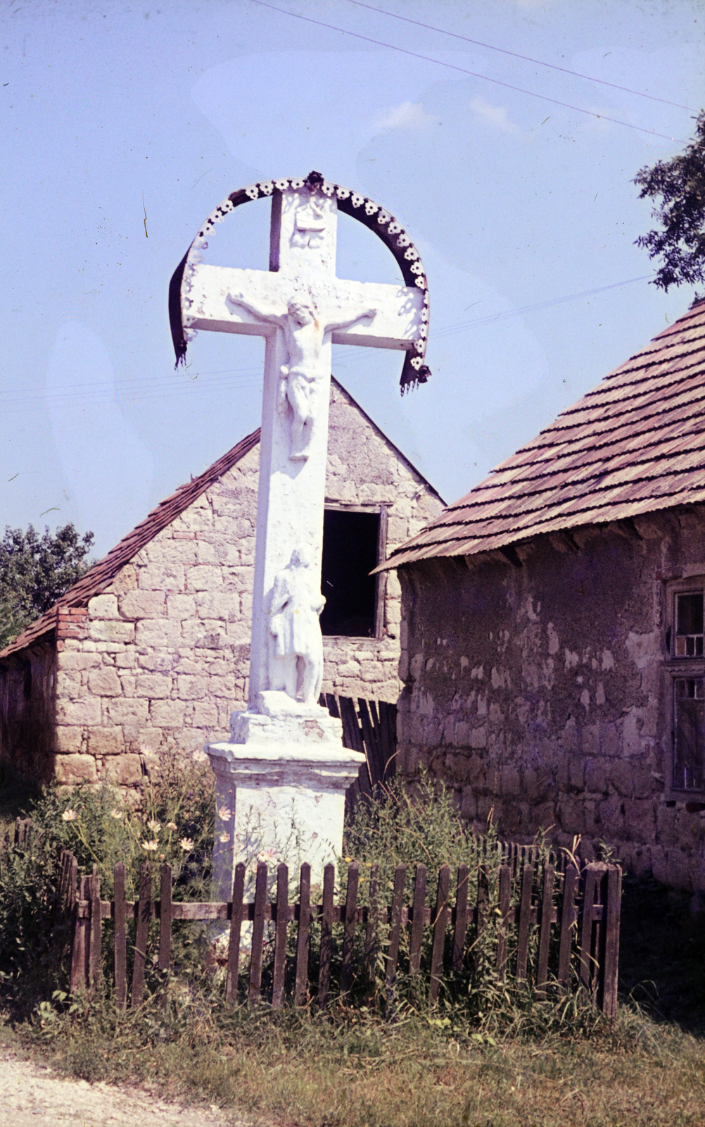 Hungary, 1977, Mezey András, colorful, cross, Fortepan #219641