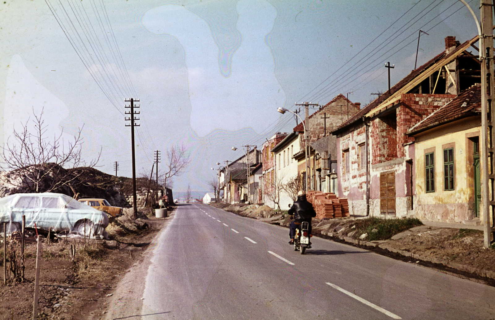 Magyarország, Eger, Bástya utca a balra a Zárkándy bástya., 1980, Mezey András, Fortepan #219654