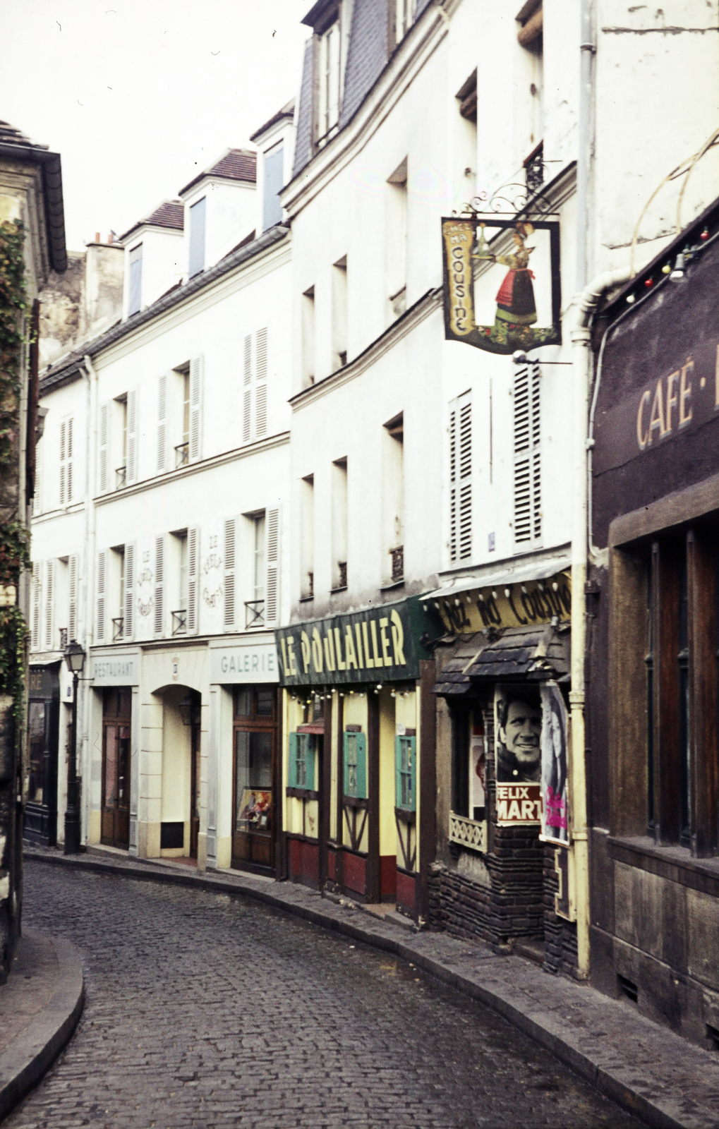 France, Paris, a Rue Norvins 12. és 14. számú házak., 1975, Mezey András, Fortepan #219727