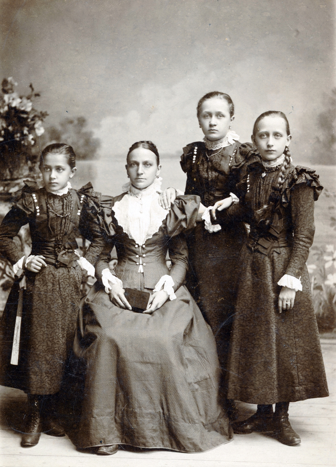 1900, Háy András, family, kids, braid, bourgeoisie, mother, girl, Fortepan #220154