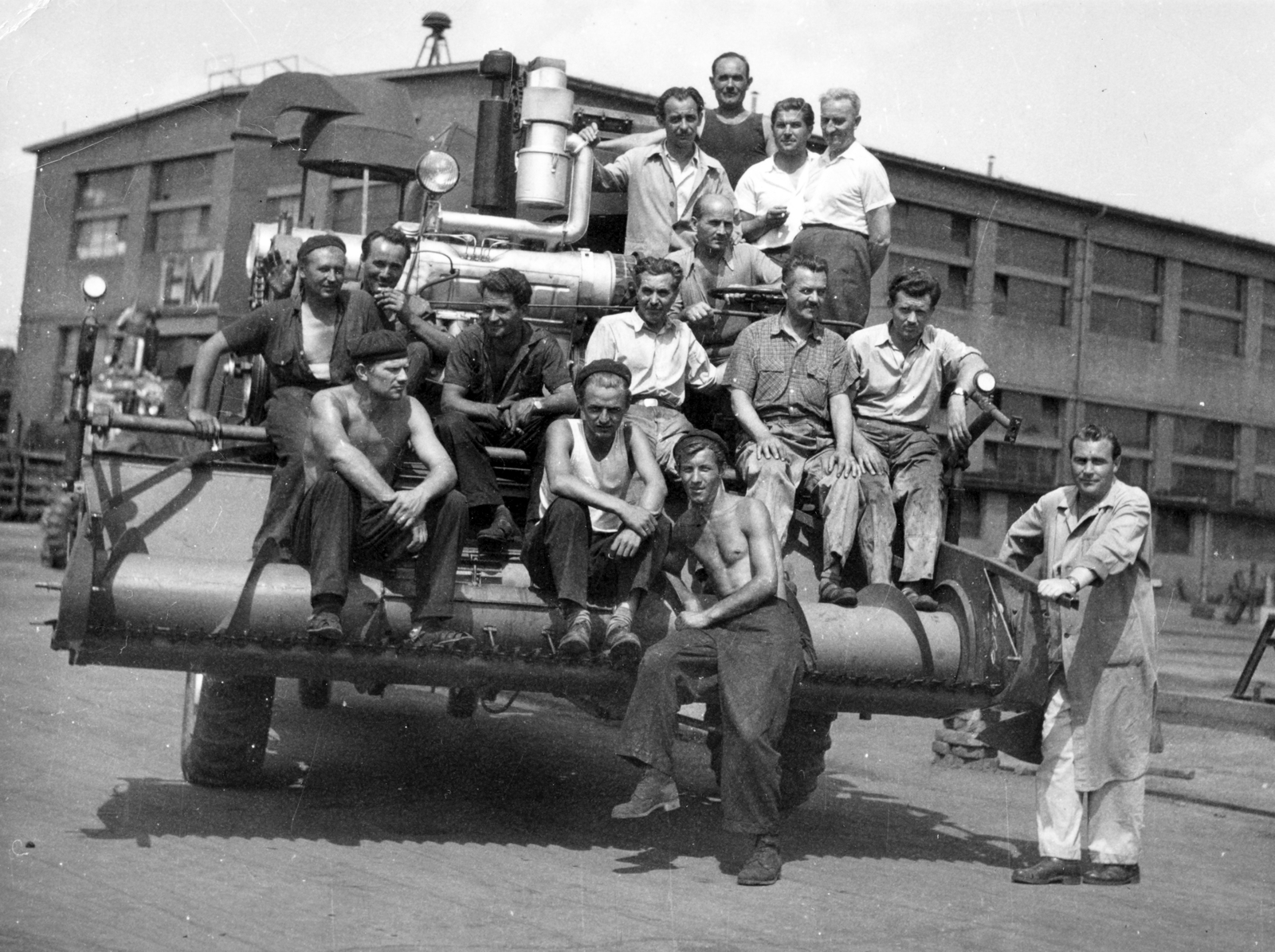 1959, Tolvajné Zalka Éva, csoportkép, munkás, Fortepan #220234