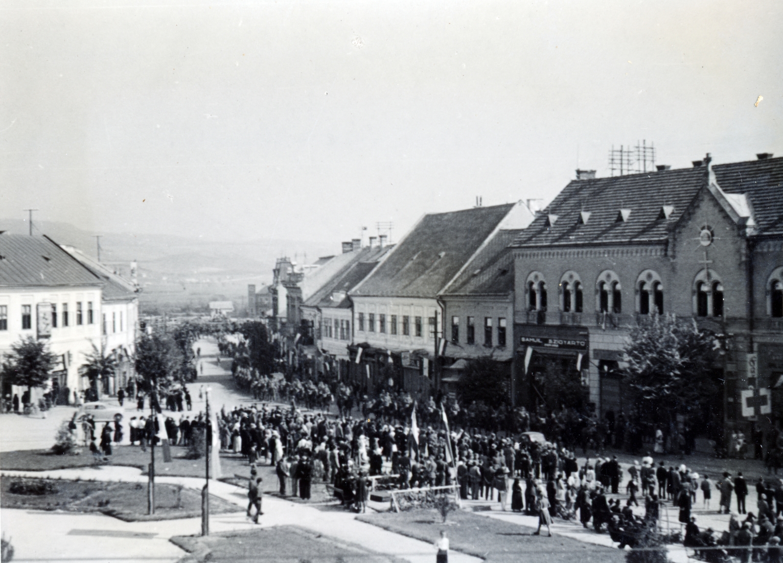Romania,Transylvania, Dej, a felvétel a református templom mögötti parknál, a magyar csapatok bevonulása idején készült., 1940, Kádár Attila, conscription, Fortepan #220413