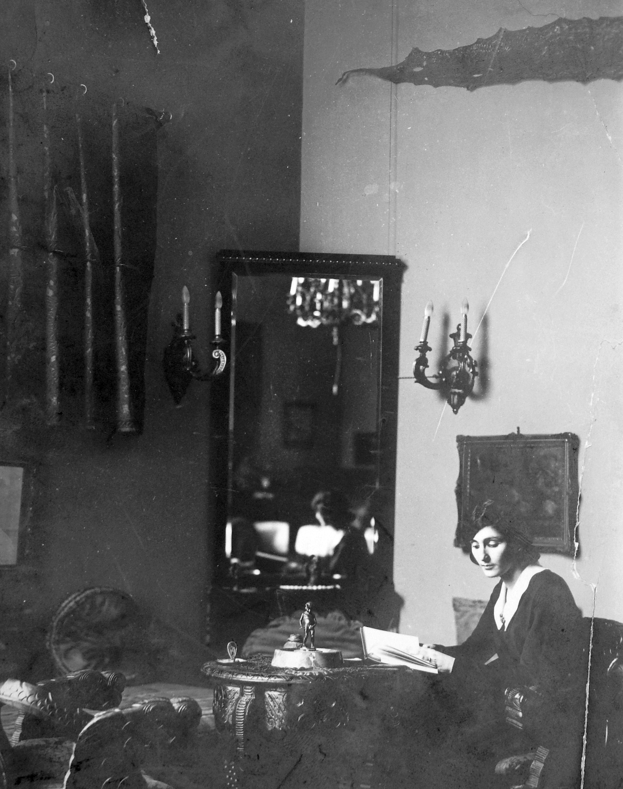 1930, Lakatos Mária, portrait, reading, furniture, mirror, interior, woman, ashtray, arm chair, lamp bracket, Fortepan #22046