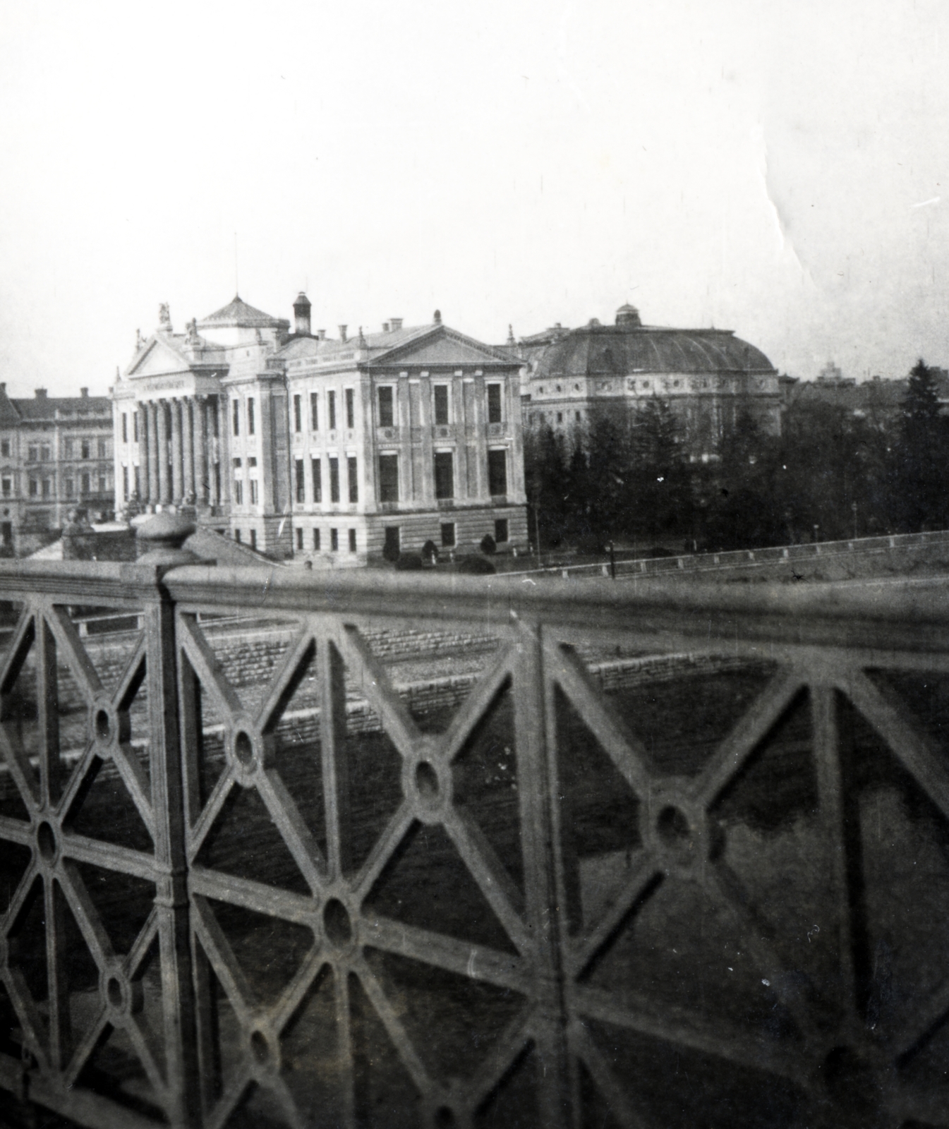 Hungary, Szeged, közúti híd, szemben a Móra Ferenc Múzeum., 1939, Garamvölgyi Lajos, railing, Fortepan #220742