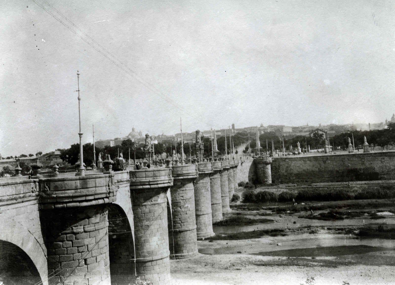 Spain, Madrid, a Toledo híd (Puente de Toledo) a Manzanares folyó felett., 1915, Jakucs János, Fortepan #220787