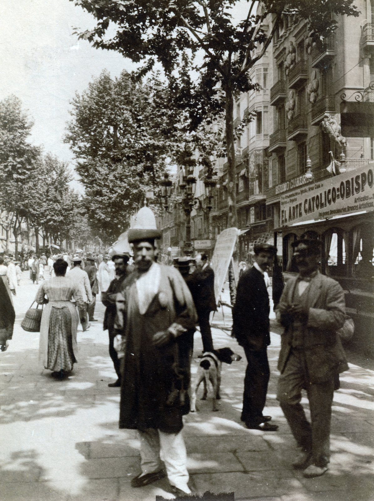 Spain, Barcelona, Pla de la Boqueria (Llano de la Boquería) a Rambla de Sant Josep (Rambla de San José) felé nézve., 1915, Jakucs János, Fortepan #220799