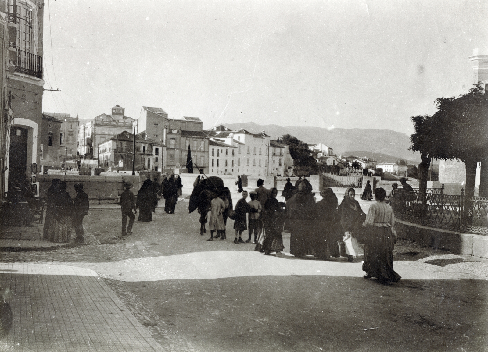 Spain, a Plaza España a Puente Nuevo (Új Híd)-on keresztül a Calle Armiñán felé nézve., 1915, Jakucs János, Fortepan #220803