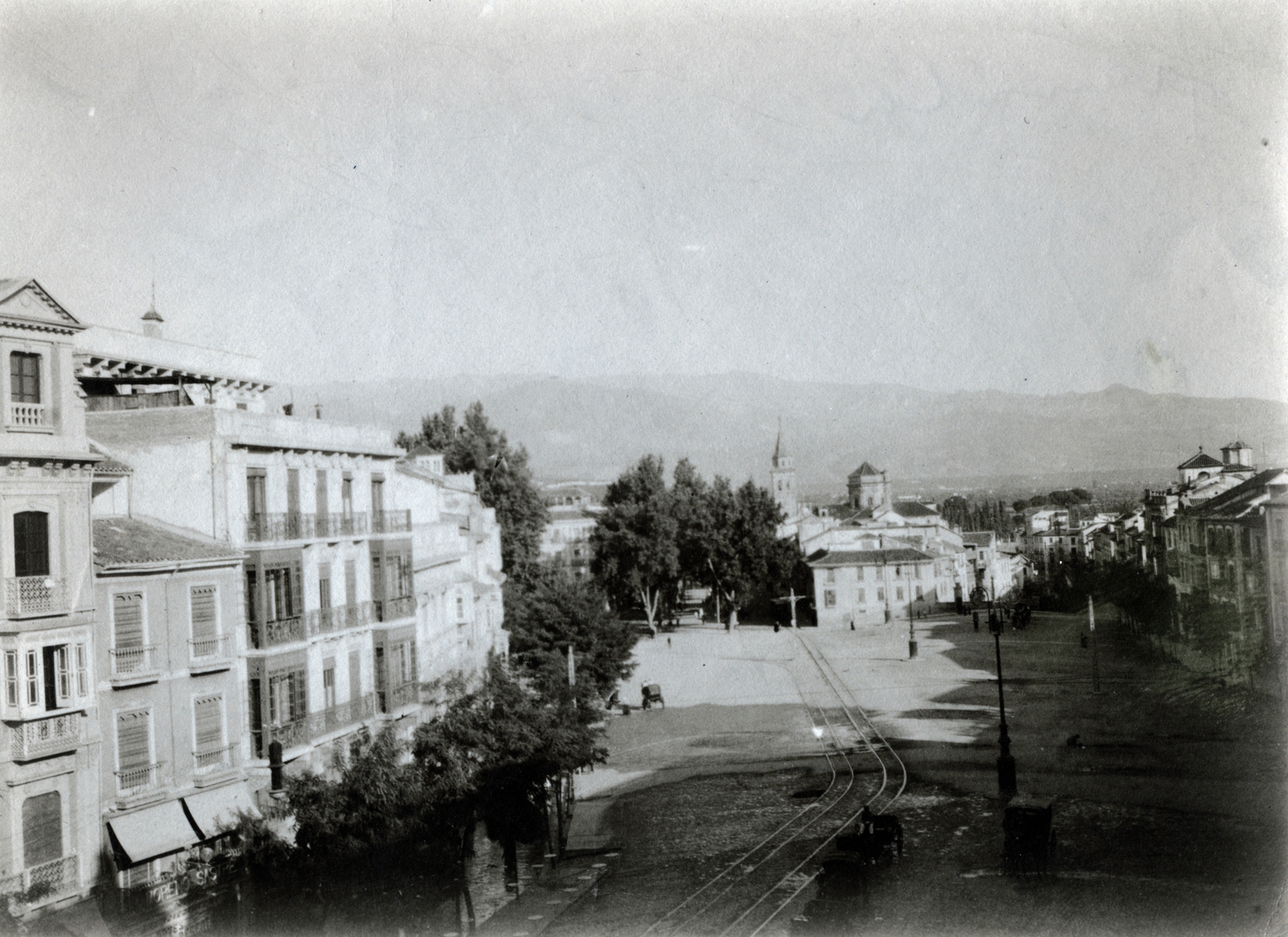 Spain, kilátás a Puerta Real felől, a Hotel Victoria-ból a Calle Acera del Darro felé., 1915, Jakucs János, Fortepan #220812