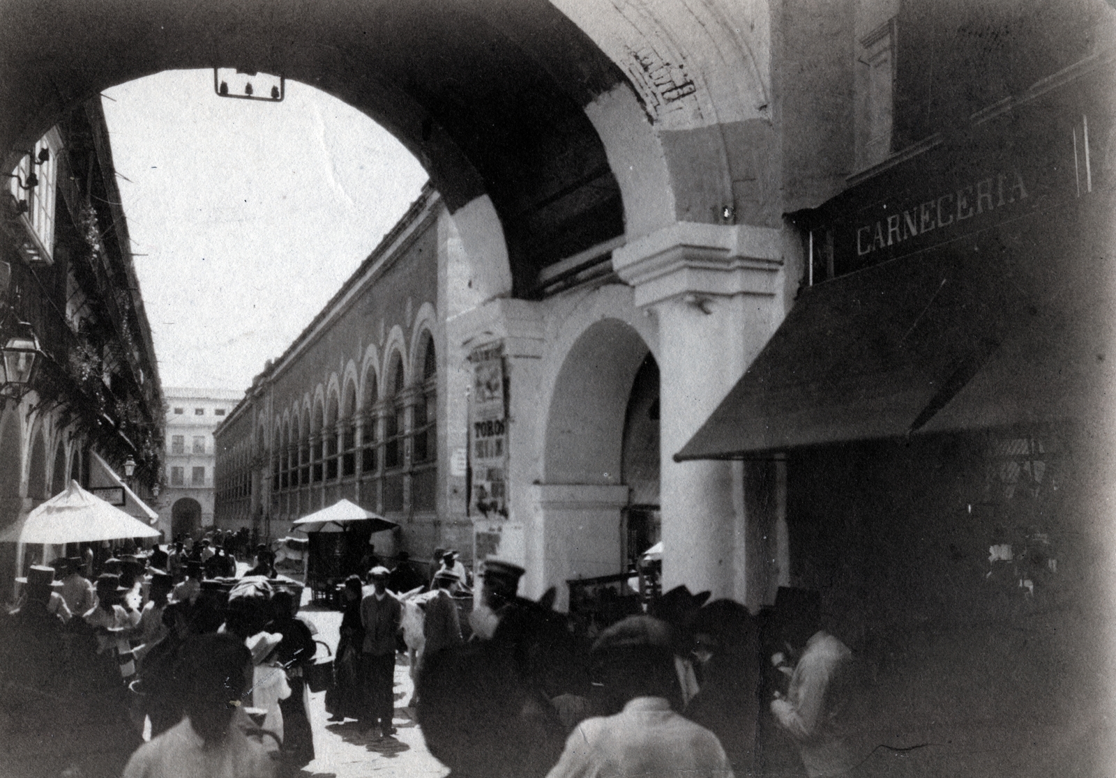 Spanyolország, Córdoba, Plaza de la Corredera., 1915, Jakucs János, Honti család, Fortepan #220814